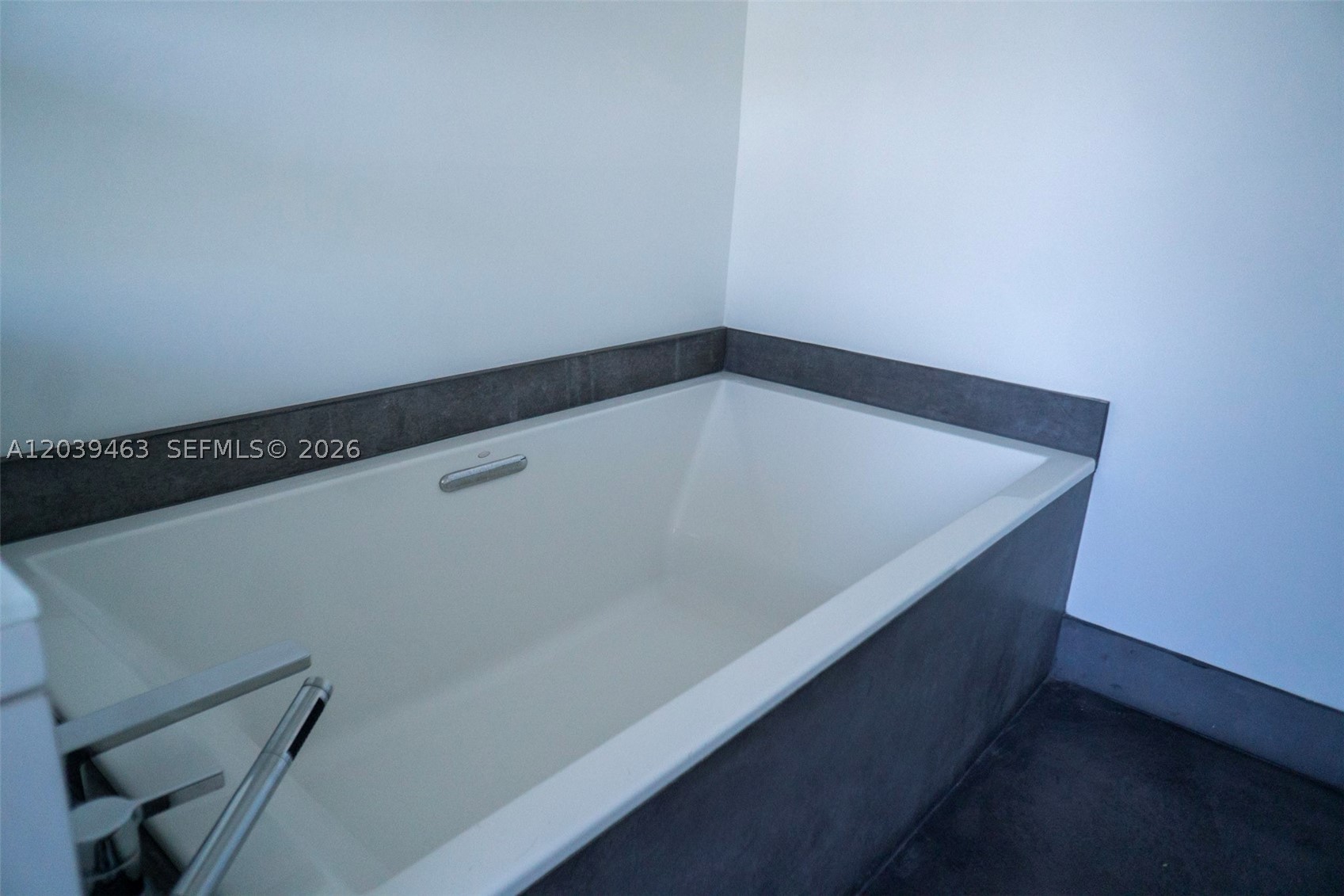 21025 NE 38th #81, Aventura FL 33180