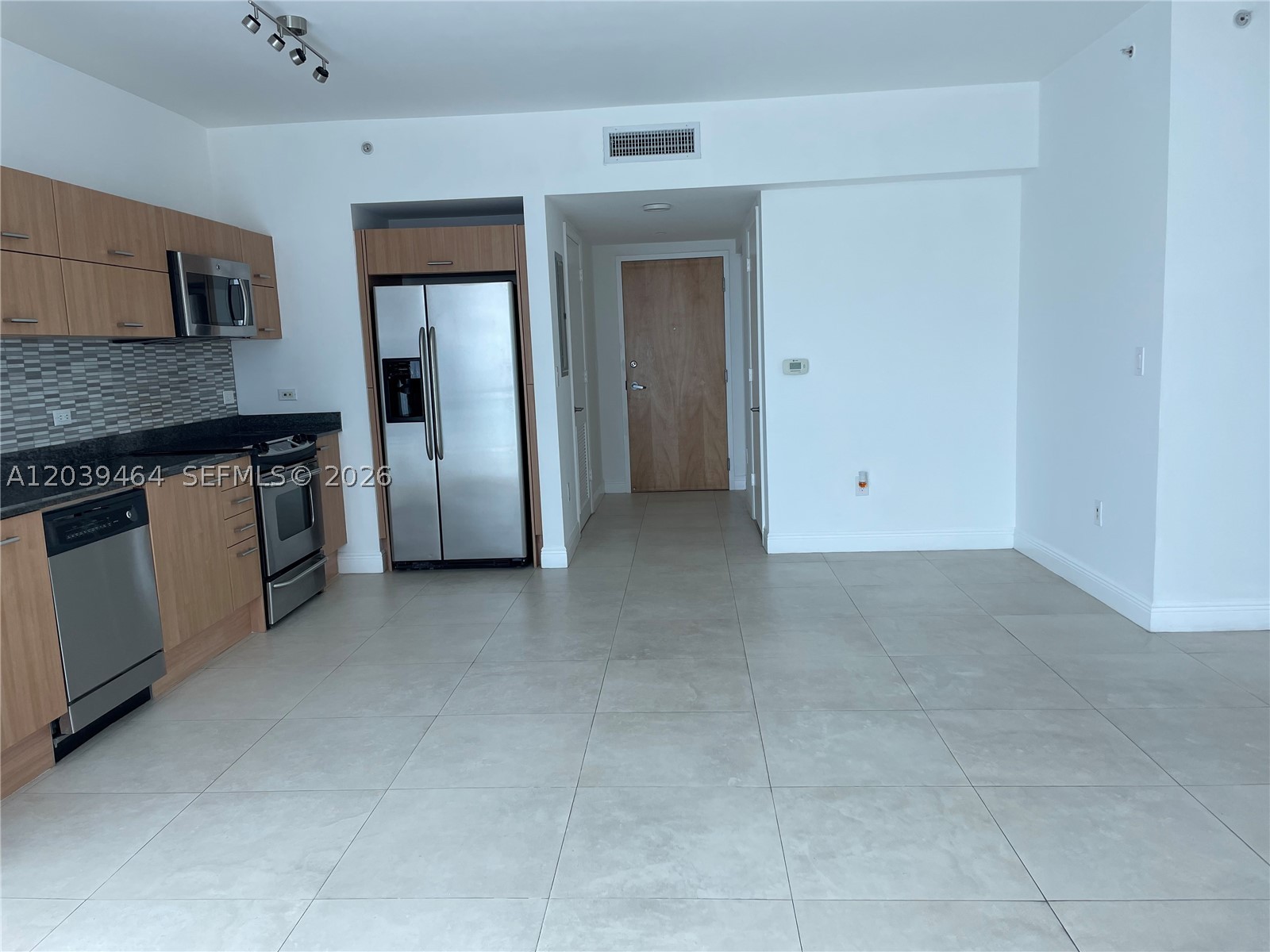 350 S Miami Ave #1913, Miami FL 33130