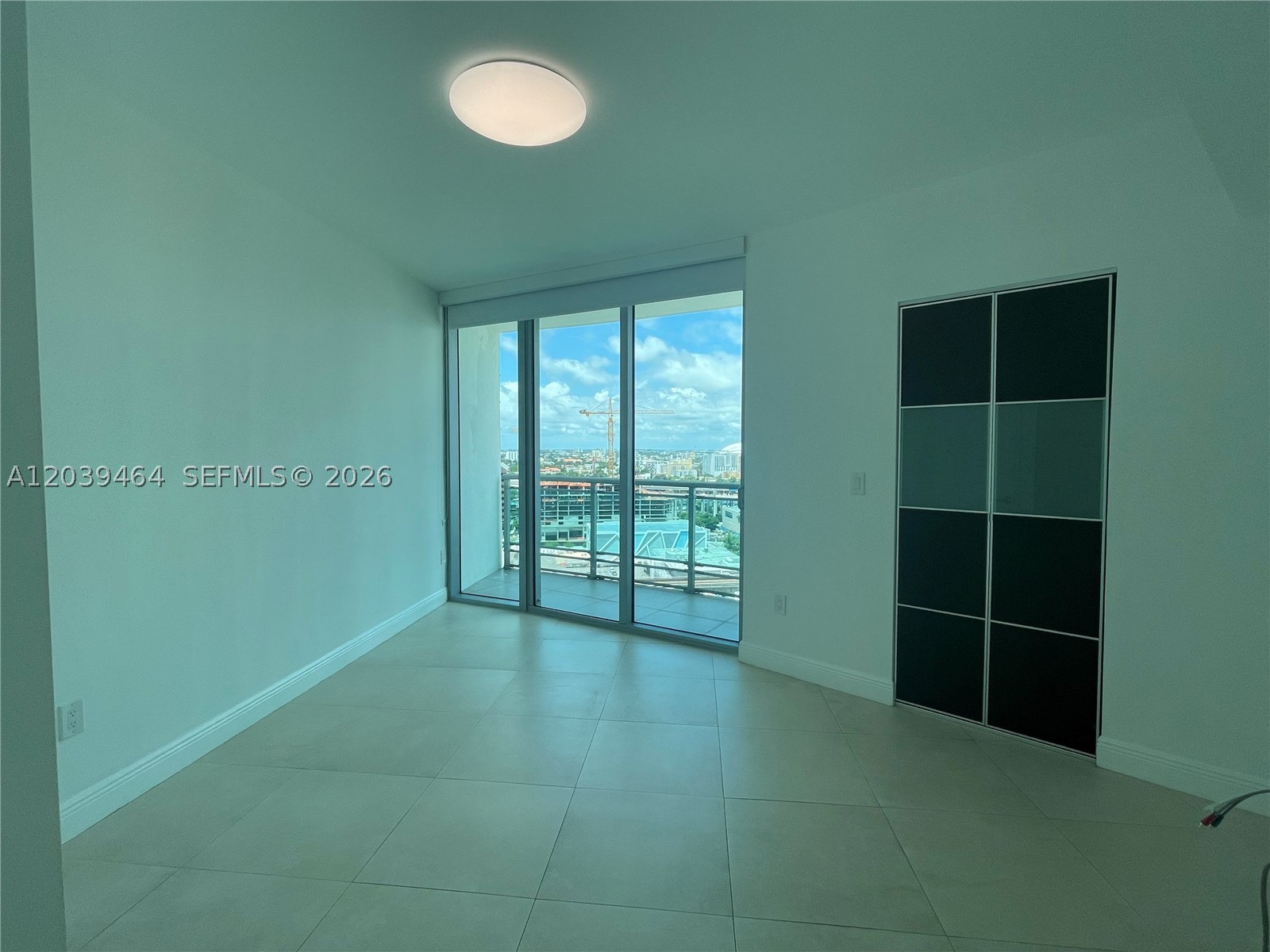 350 S Miami Ave #1913, Miami FL 33130