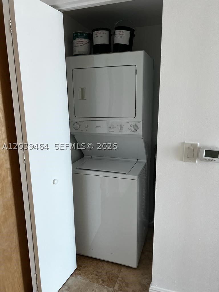 350 S Miami Ave #1913, Miami FL 33130