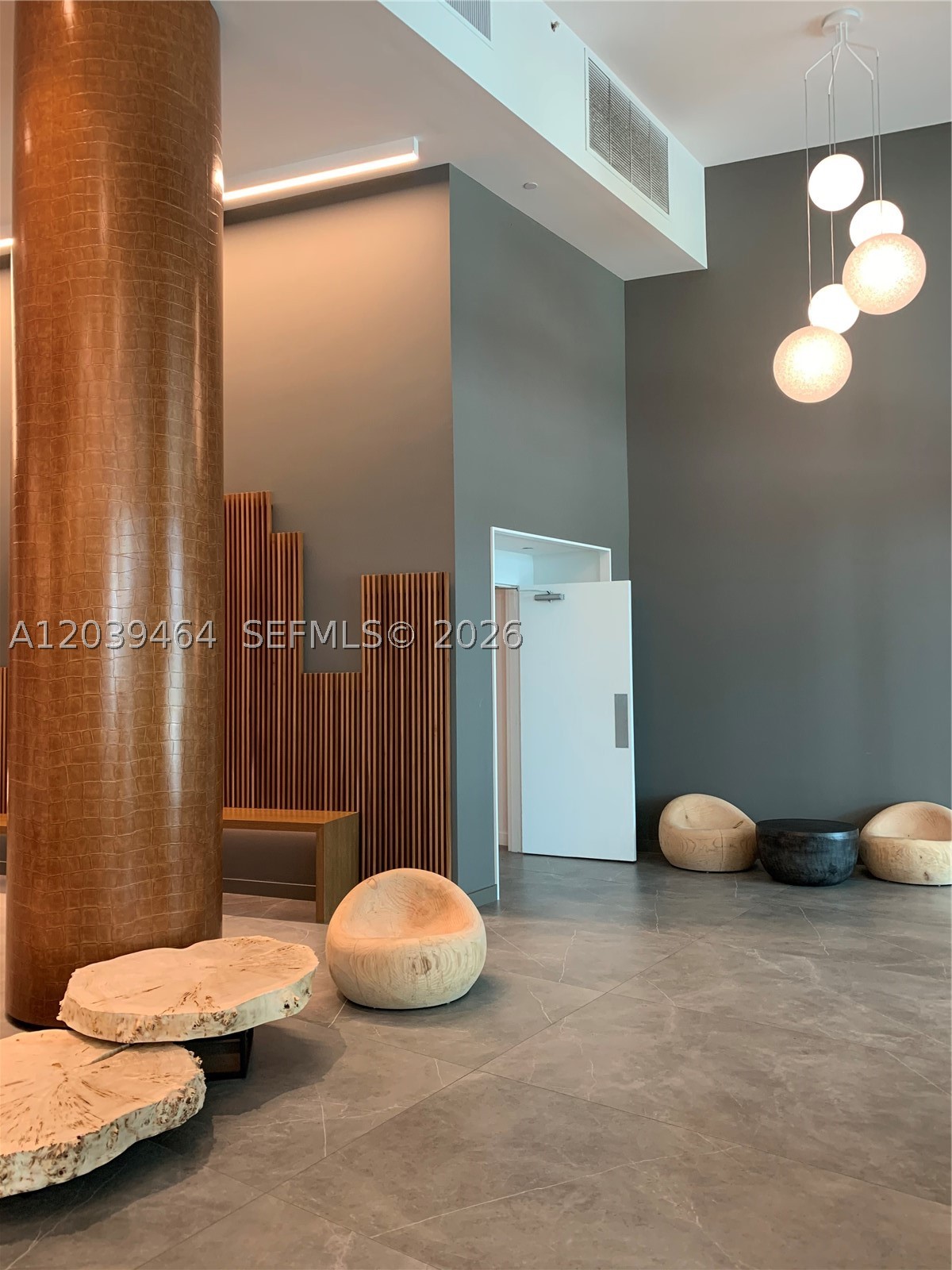 350 S Miami Ave #1913, Miami FL 33130