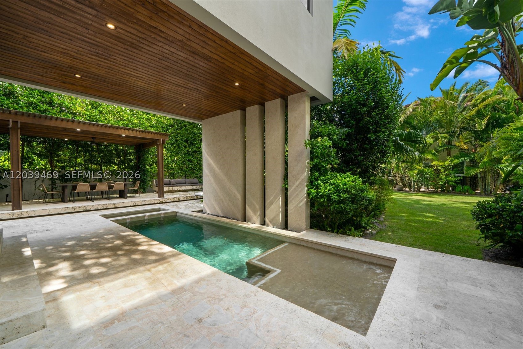 7851 SW 48th Pl, Miami FL 33143
