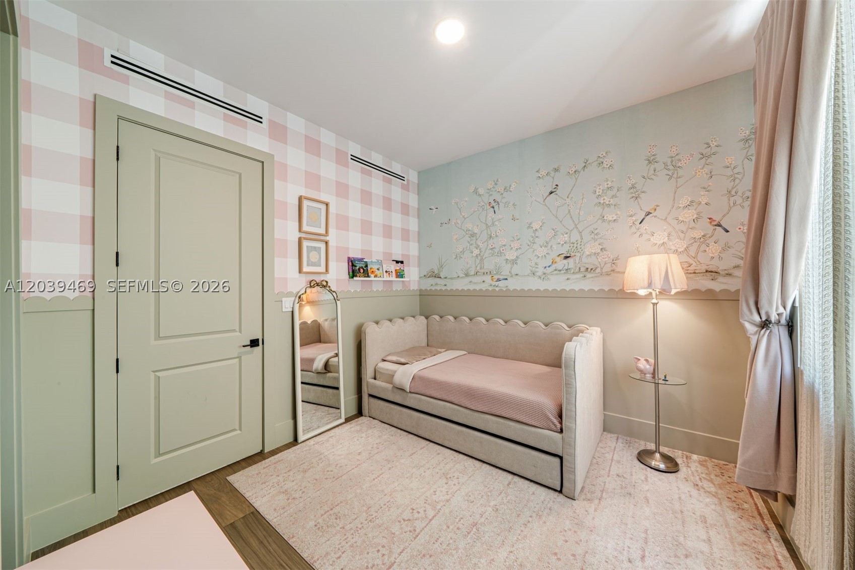 7851 SW 48th Pl, Miami FL 33143