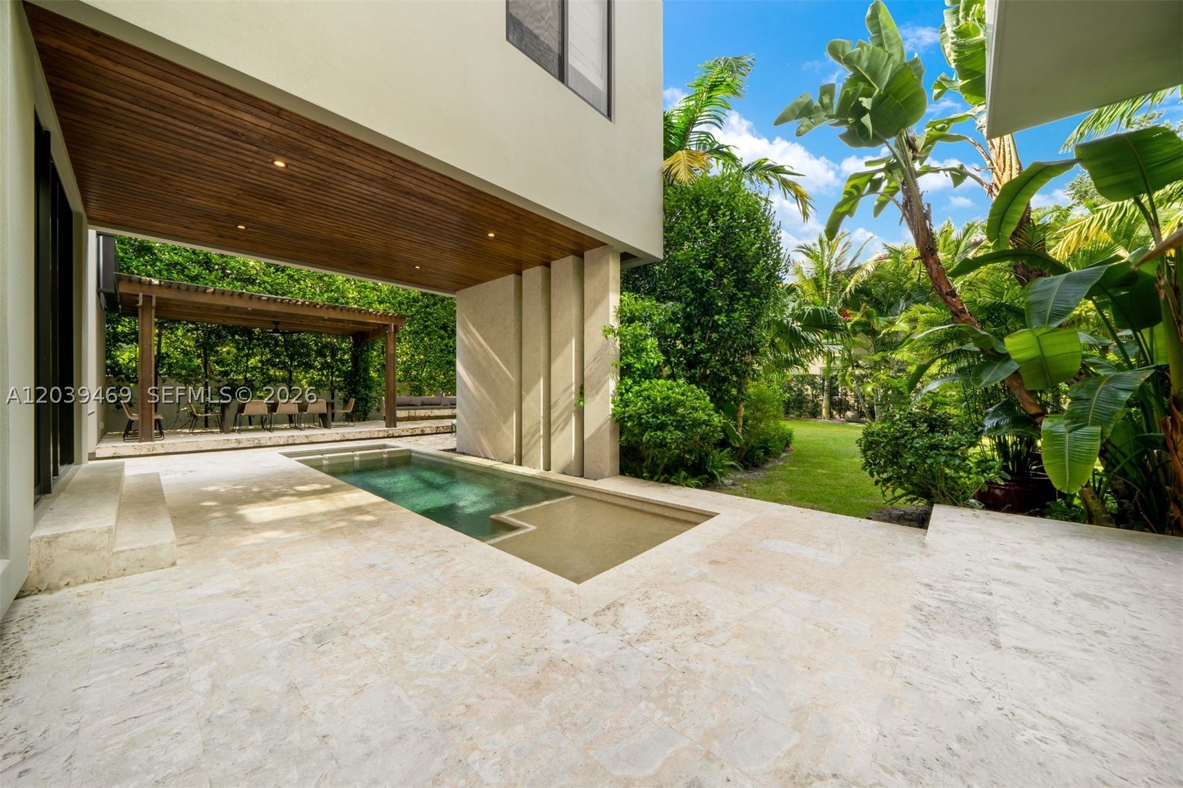 7851 SW 48th Pl, Miami FL 33143