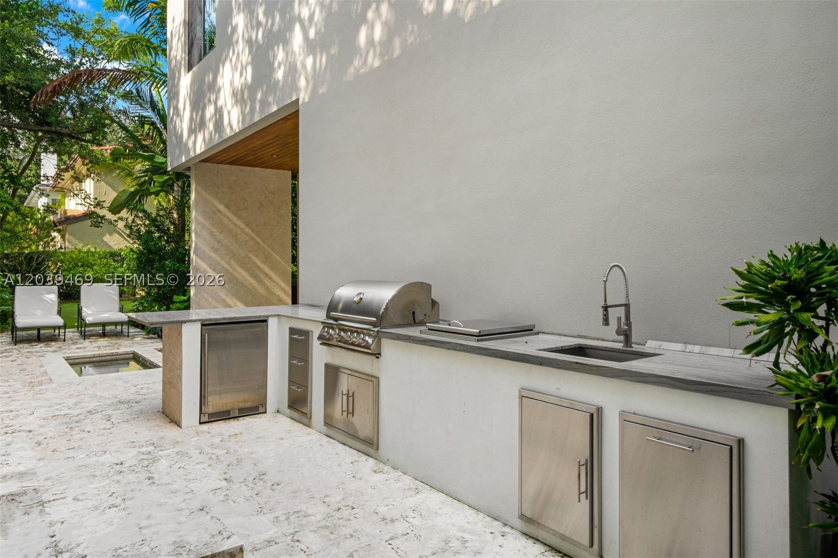 7851 SW 48th Pl, Miami FL 33143
