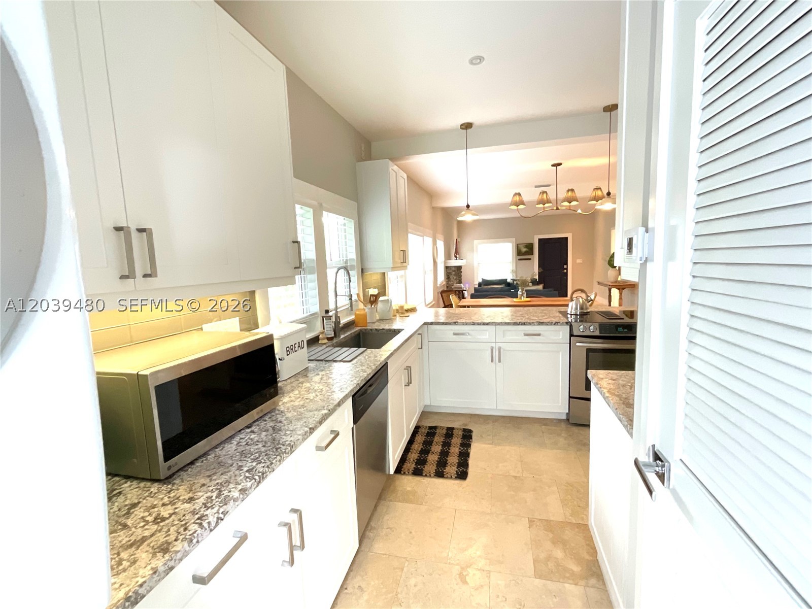 2434 SW 15th St #2434, Miami FL 33145