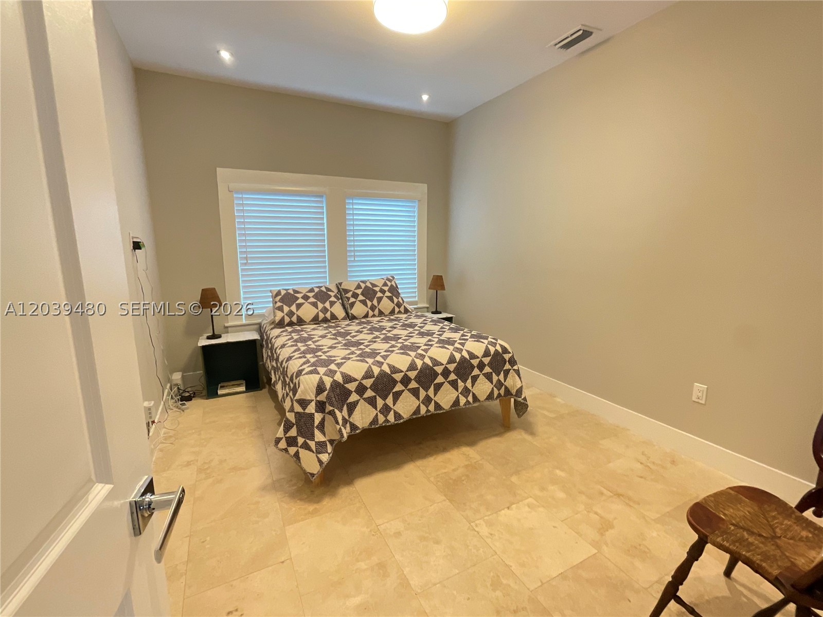 2434 SW 15th St #2434, Miami FL 33145