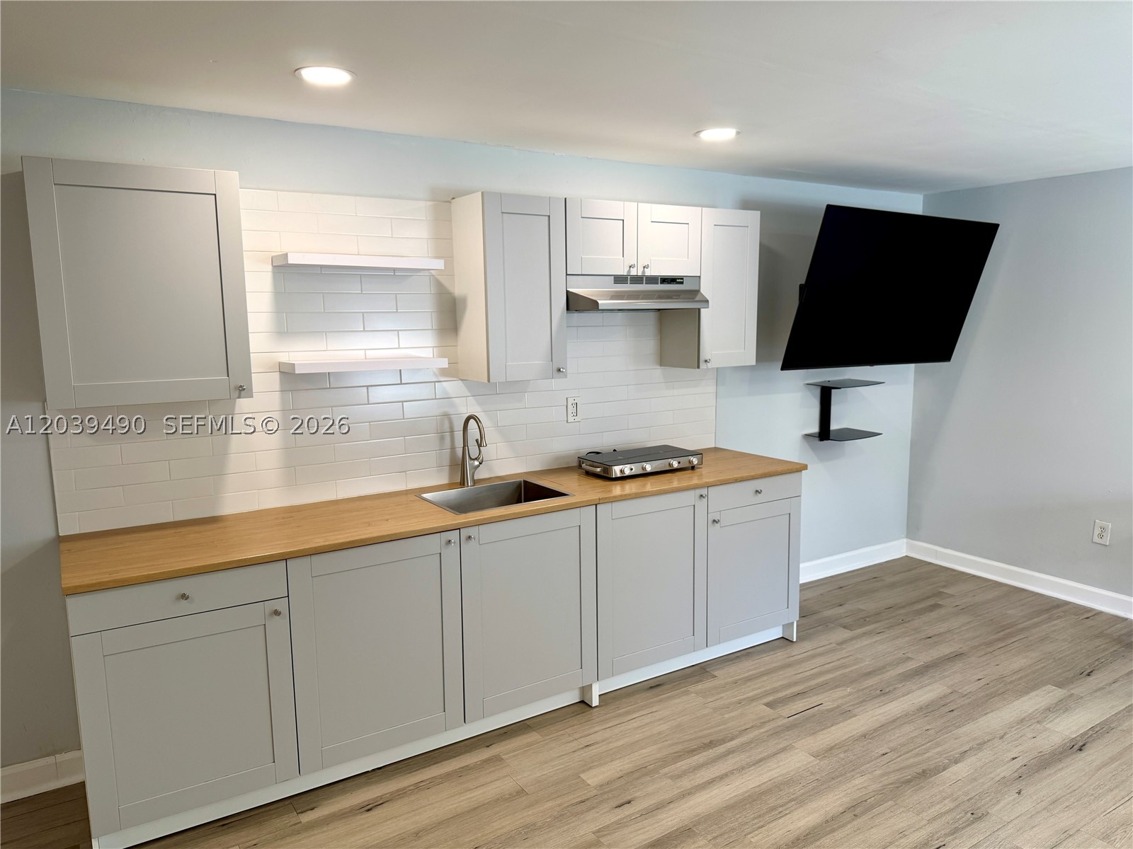 227 SW 26th Rd #Rear, Miami FL 33129
