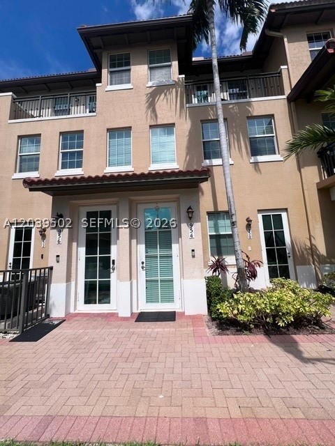 954 SW 147th Ave #2610, Pembroke Pines FL 33027