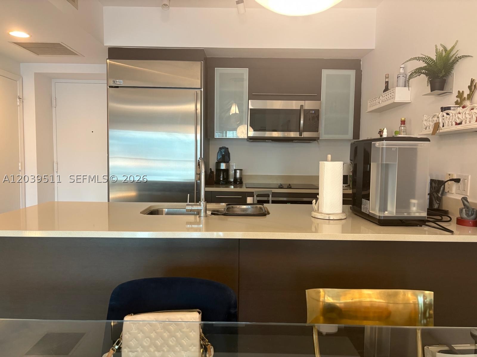 55 SE 6th St #1706, Miami FL 33131