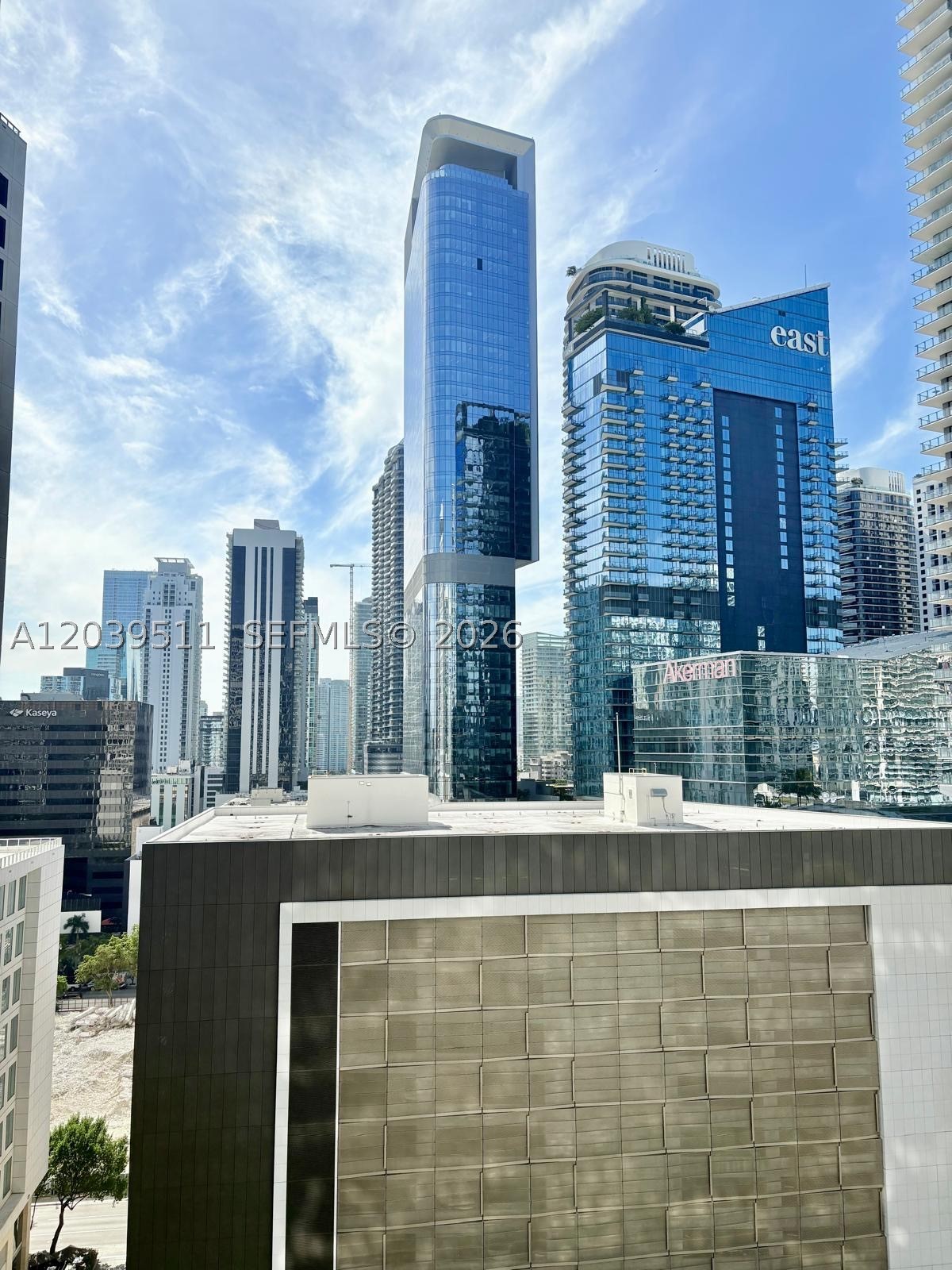 55 SE 6th St #1706, Miami FL 33131