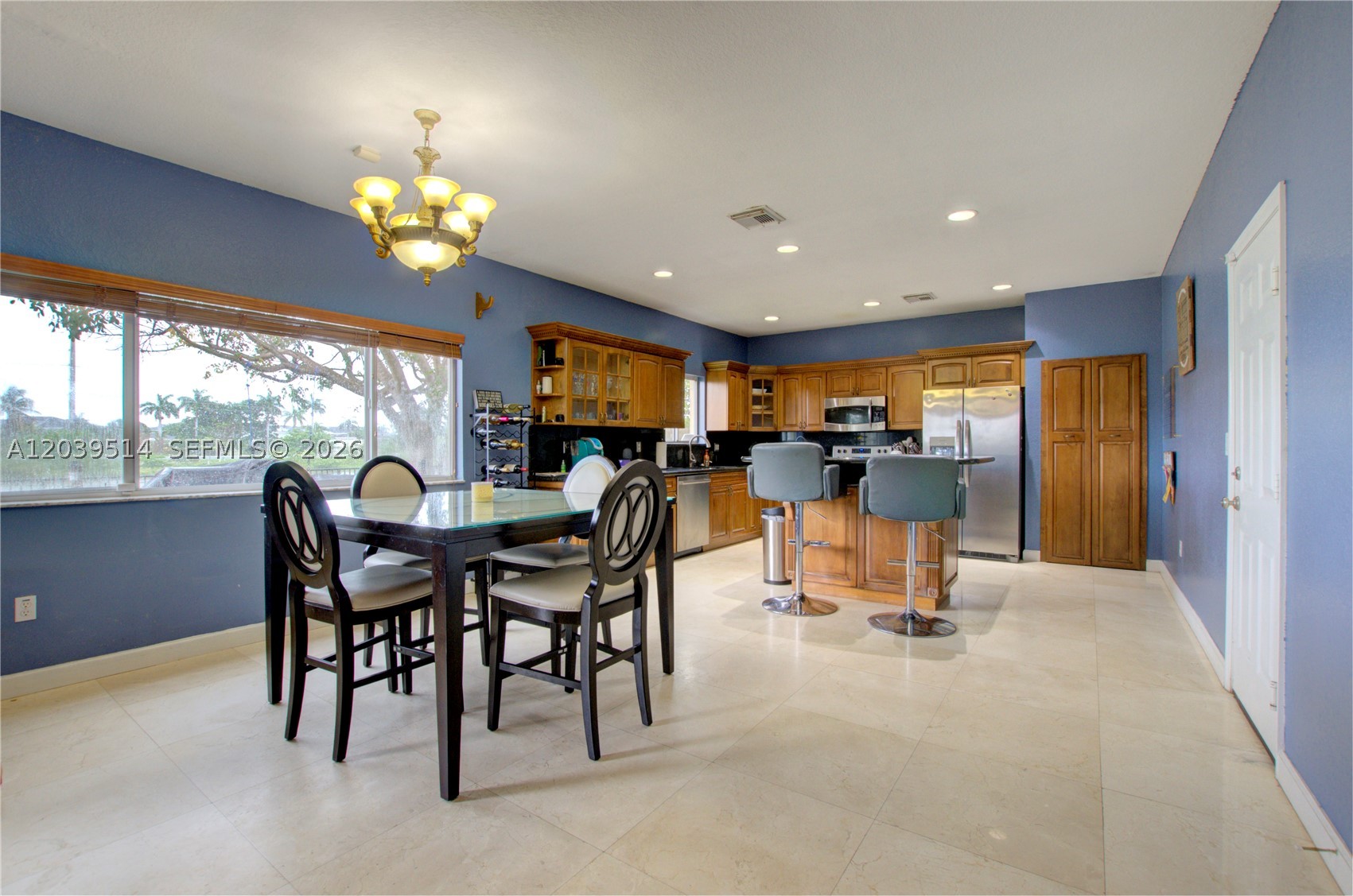 22131 SW 87 PL #n/a, Cutler Bay FL 33190