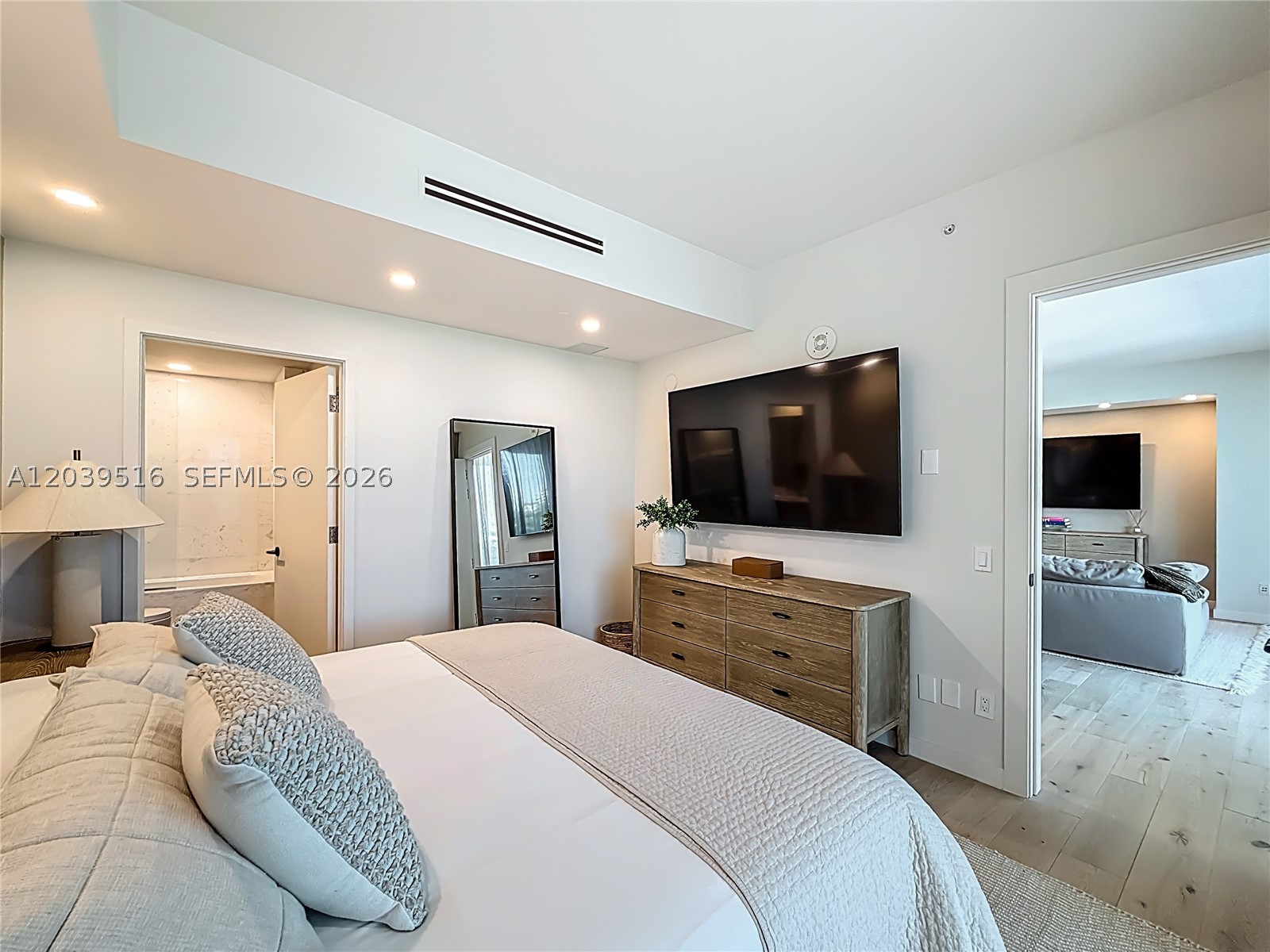 350 Ocean Dr #305N, Key Biscayne FL 33149