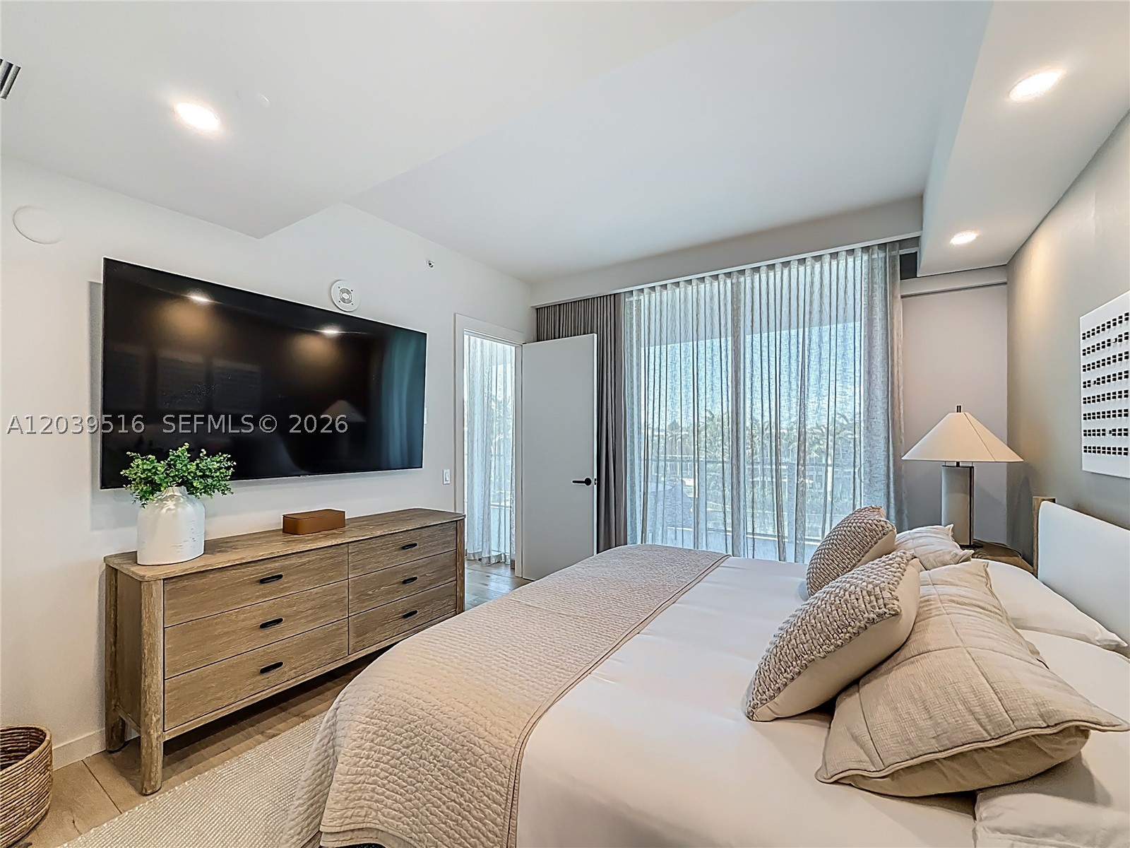 350 Ocean Dr #305N, Key Biscayne FL 33149