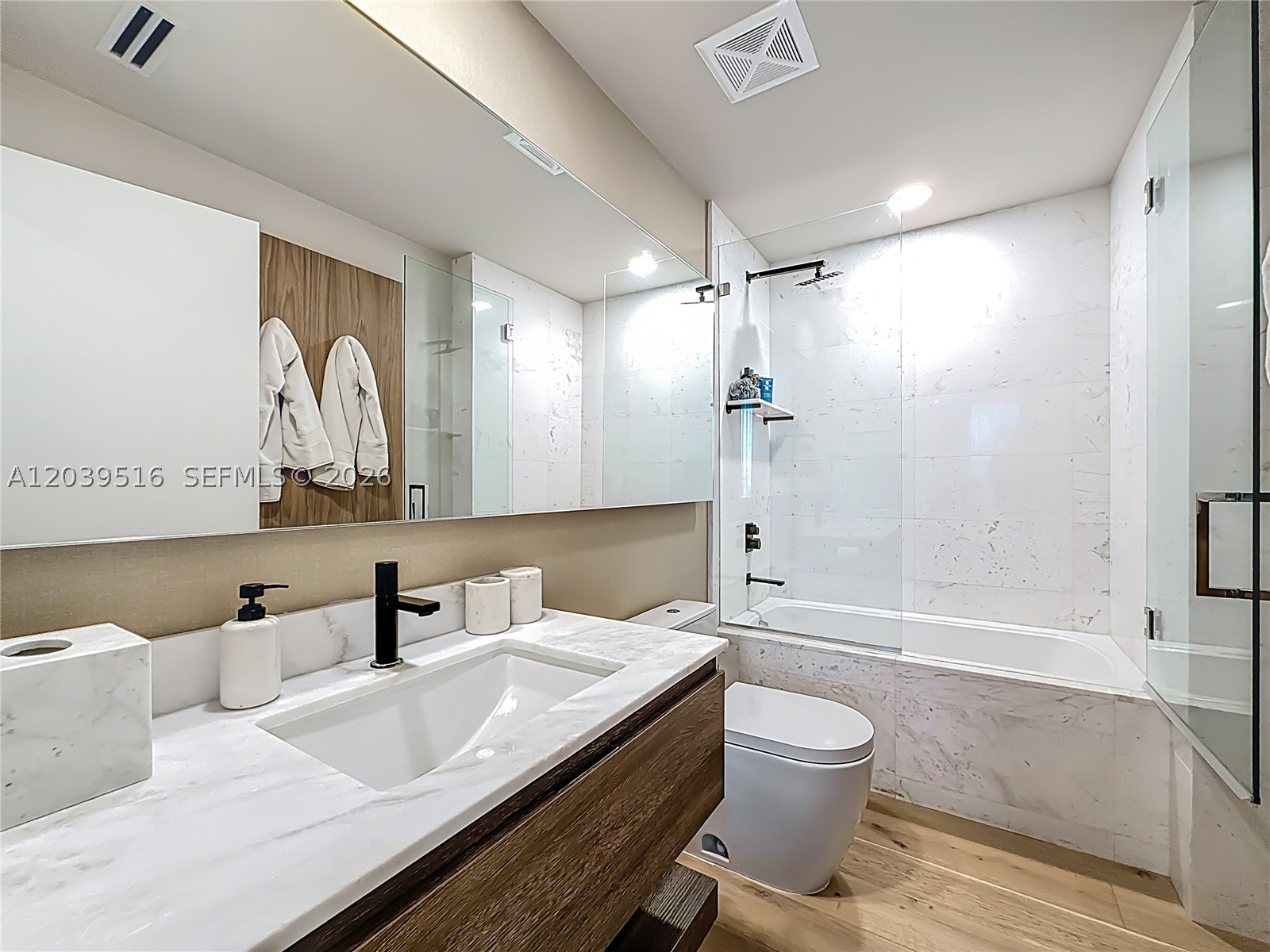 350 Ocean Dr #305N, Key Biscayne FL 33149