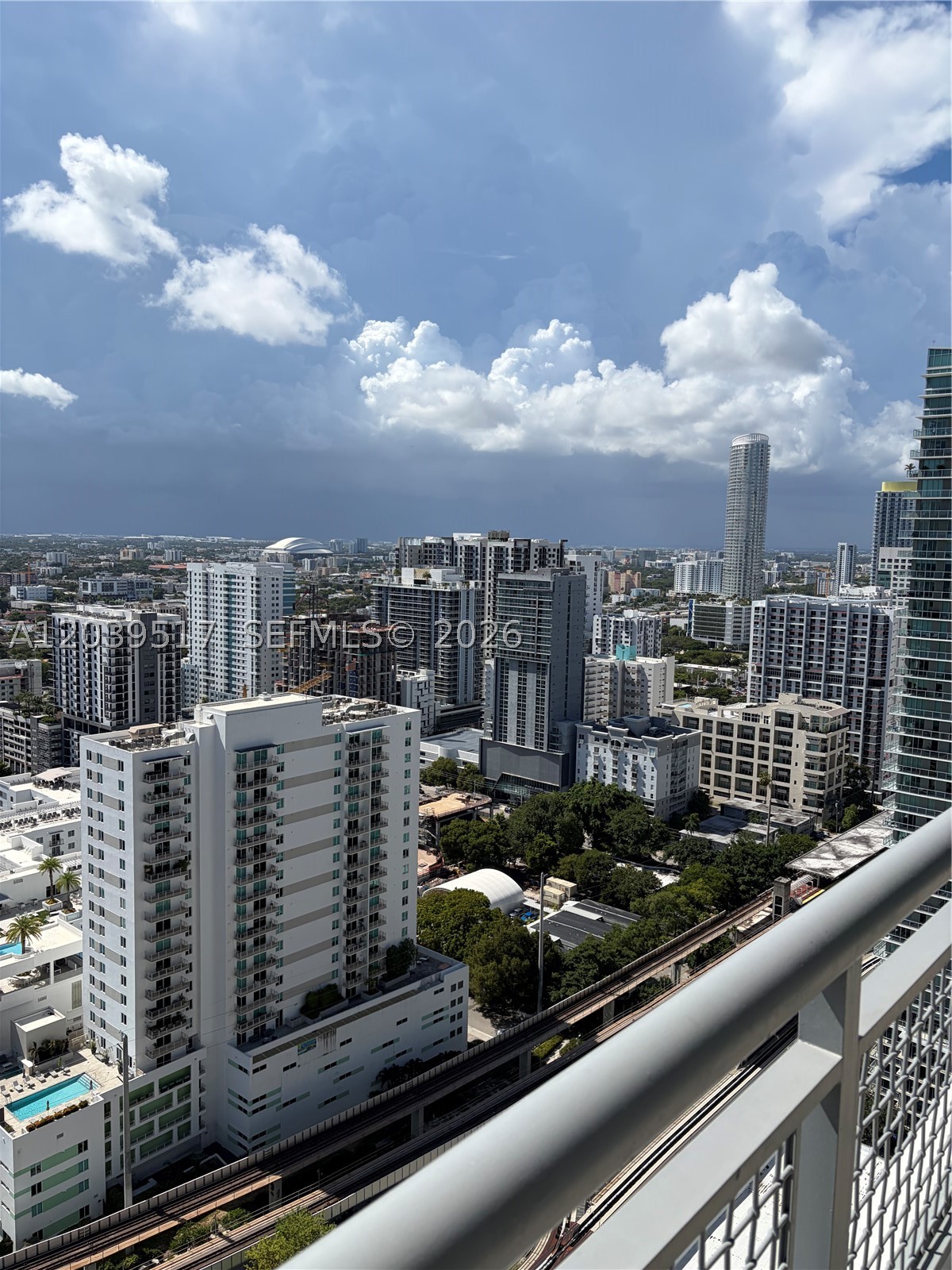 60 SW 13th St #2819, Miami FL 33130