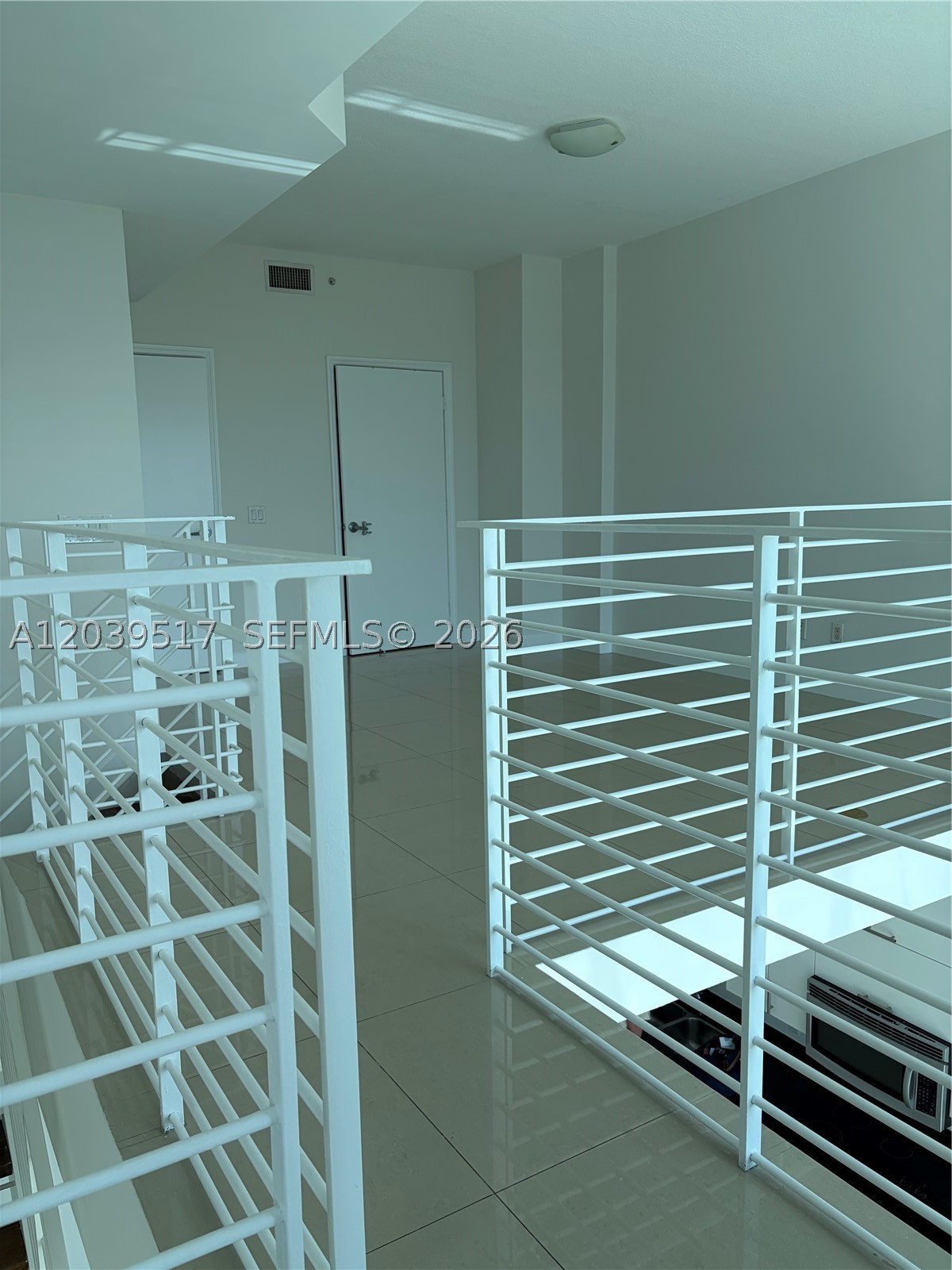 60 SW 13th St #2819, Miami FL 33130