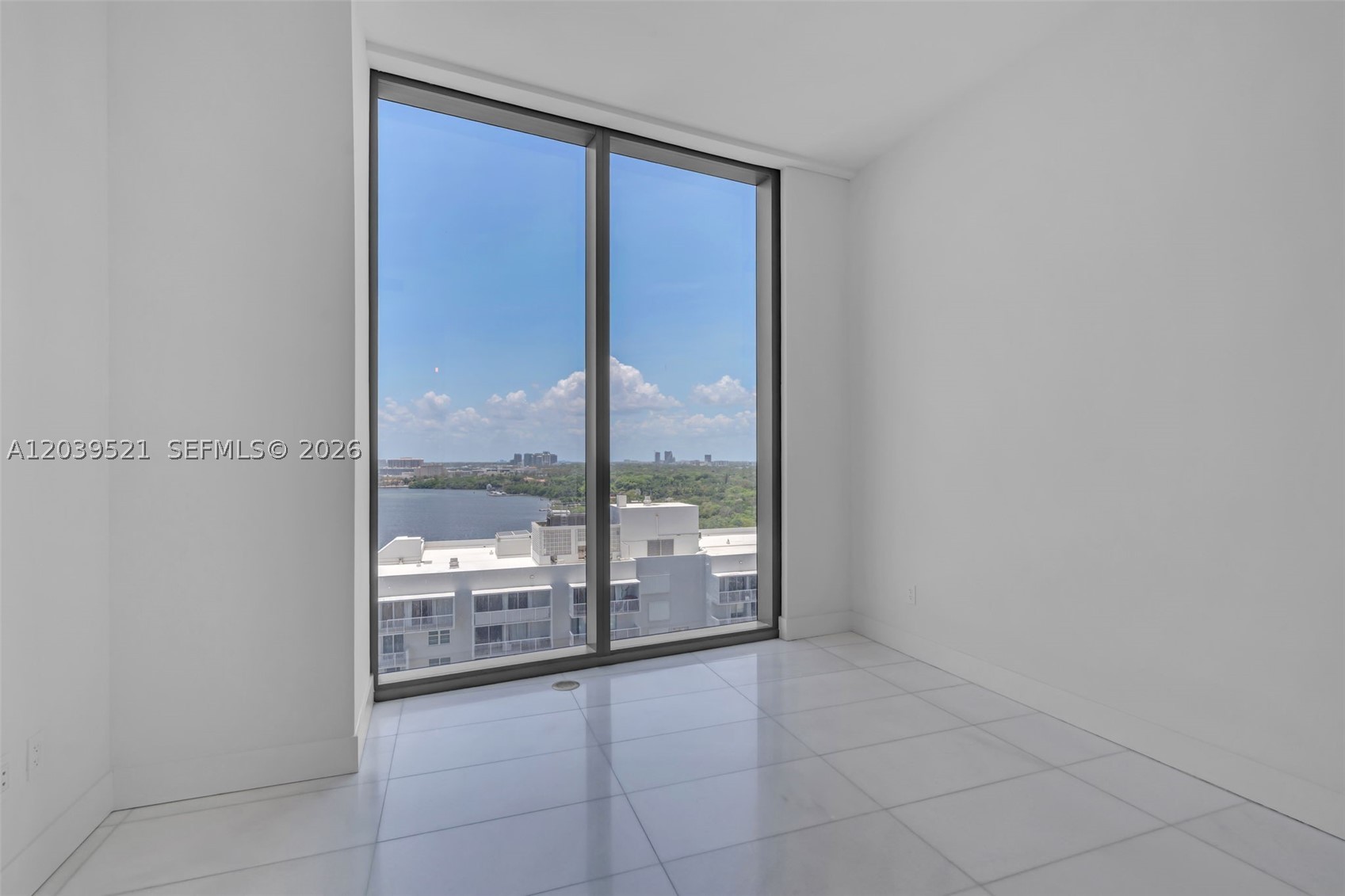 Miami FL 33129 - A12039521