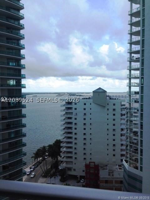 1300 Brickell Bay Dr #1707, Miami FL 33131