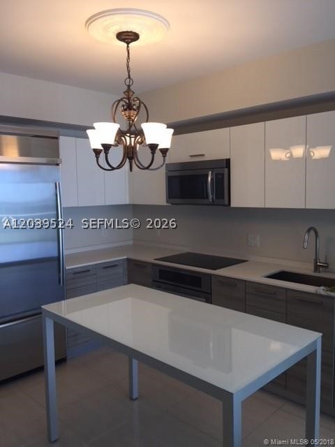 1300 Brickell Bay Dr #1707, Miami FL 33131
