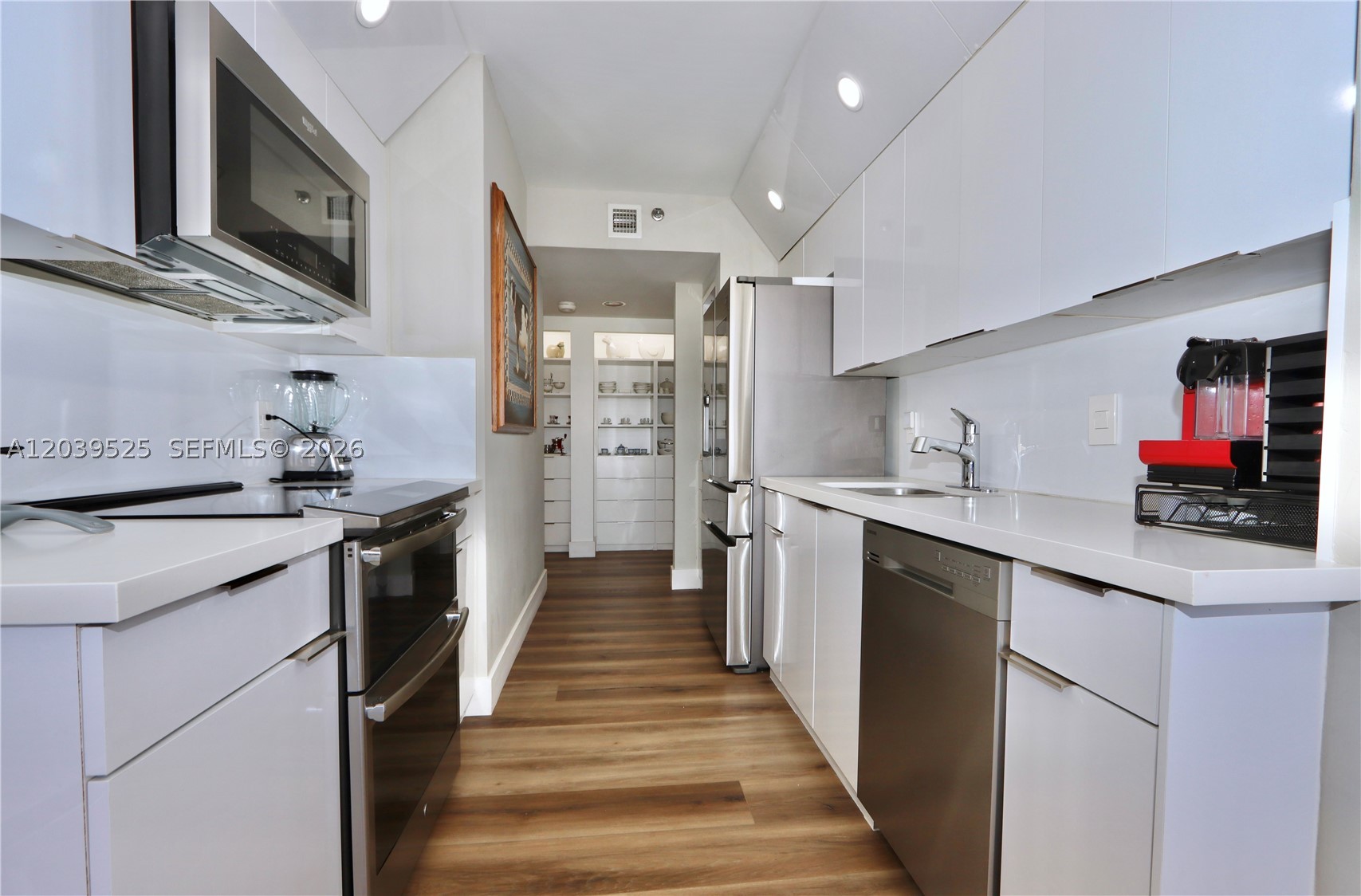 1000 Island Blvd #2005, Aventura FL 33160
