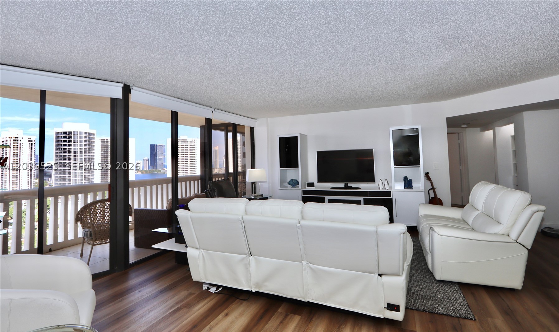 1000 Island Blvd #2005, Aventura FL 33160
