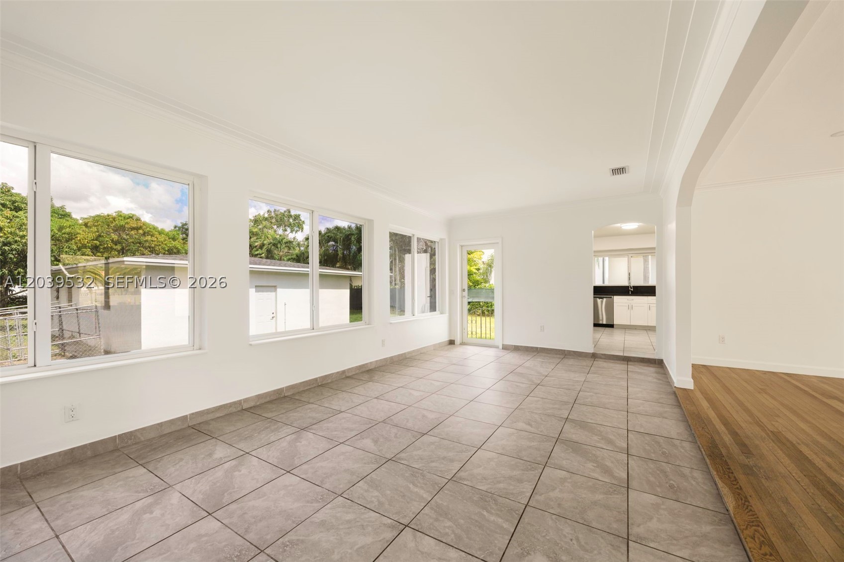 7840 SW 71st Ave, Miami FL 33143