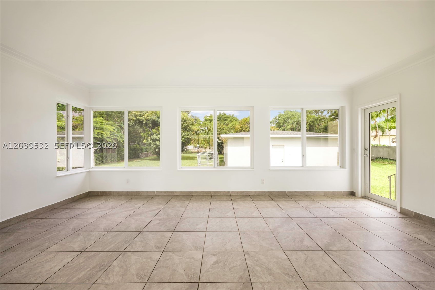 7840 SW 71st Ave, Miami FL 33143