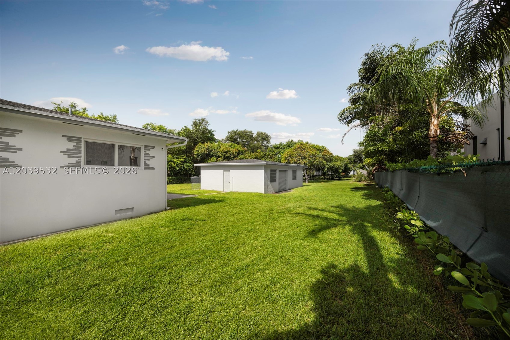 7840 SW 71st Ave, Miami FL 33143