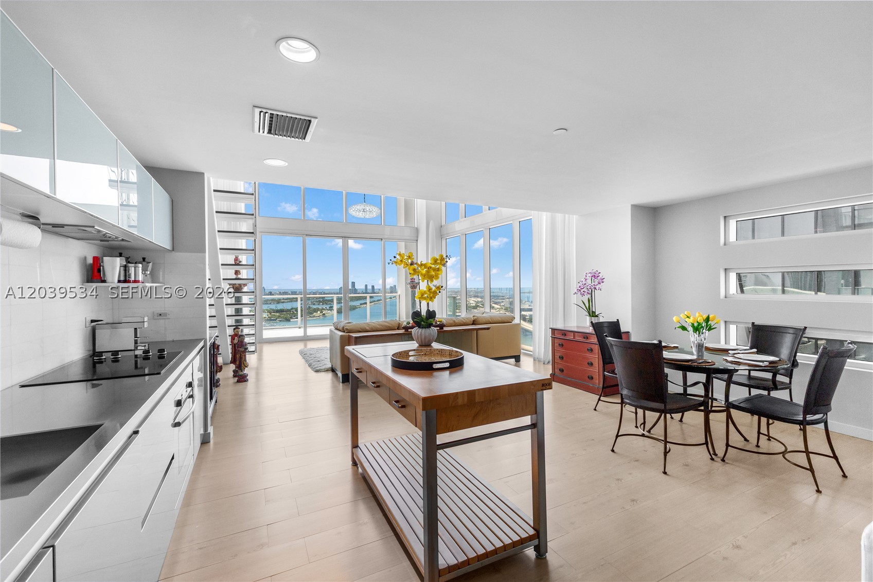 1040 Biscayne Blvd #3101, Miami FL 33132