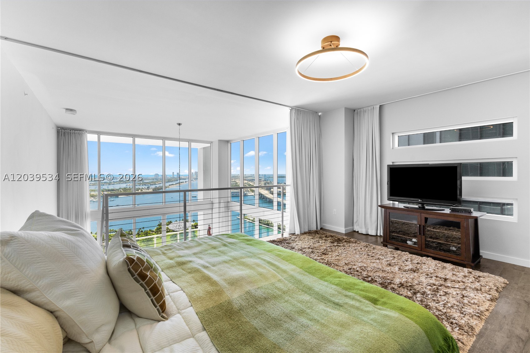 1040 Biscayne Blvd #3101, Miami FL 33132