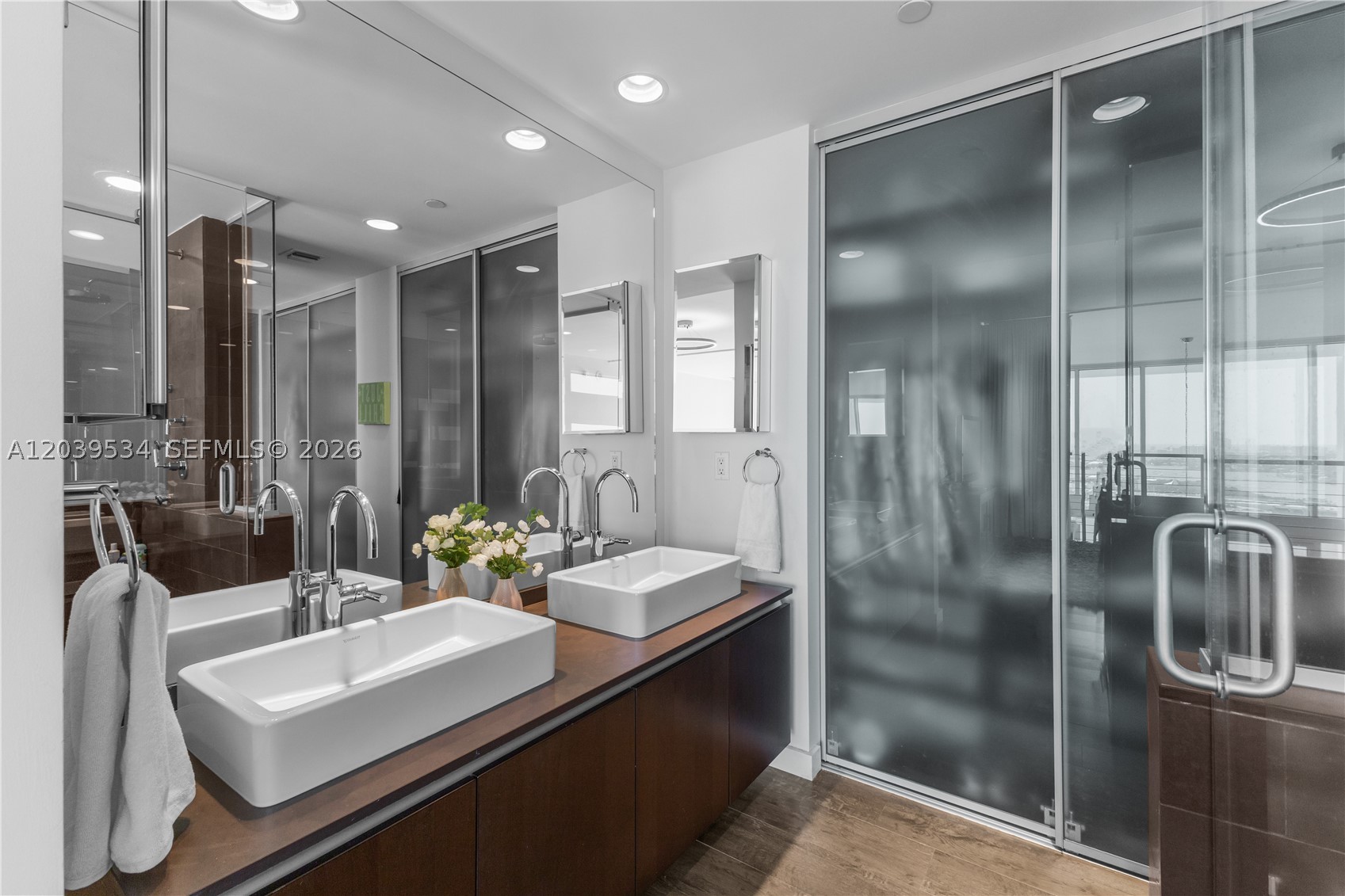 1040 Biscayne Blvd #3101, Miami FL 33132