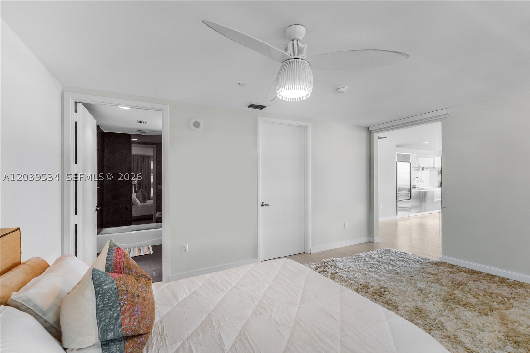 1040 Biscayne Blvd #3101, Miami FL 33132