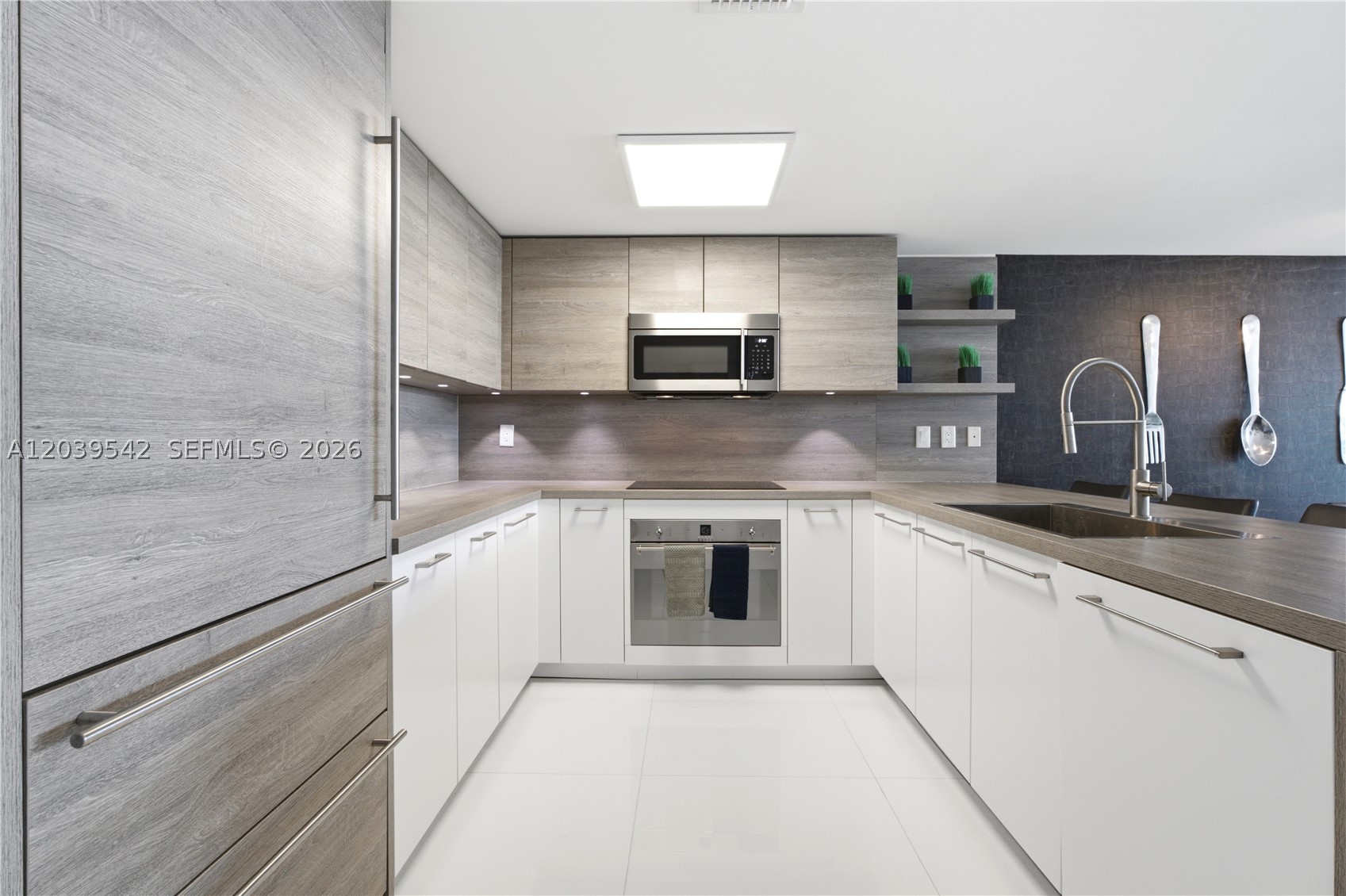 400 Sunny Isles Blvd #1817, Sunny Isles Beach FL 33160