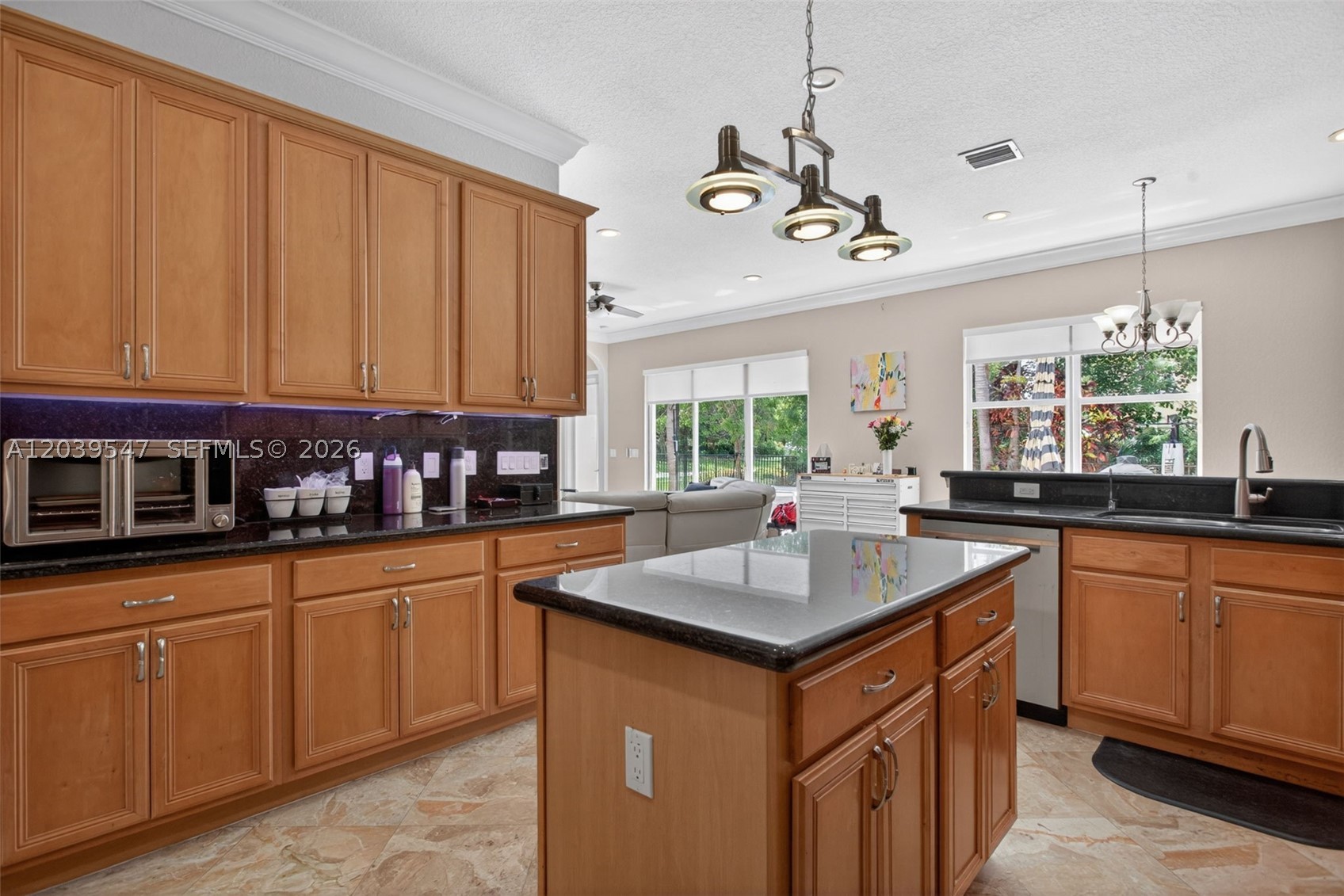 4907 Cypress Way, Coconut Creek FL 33073