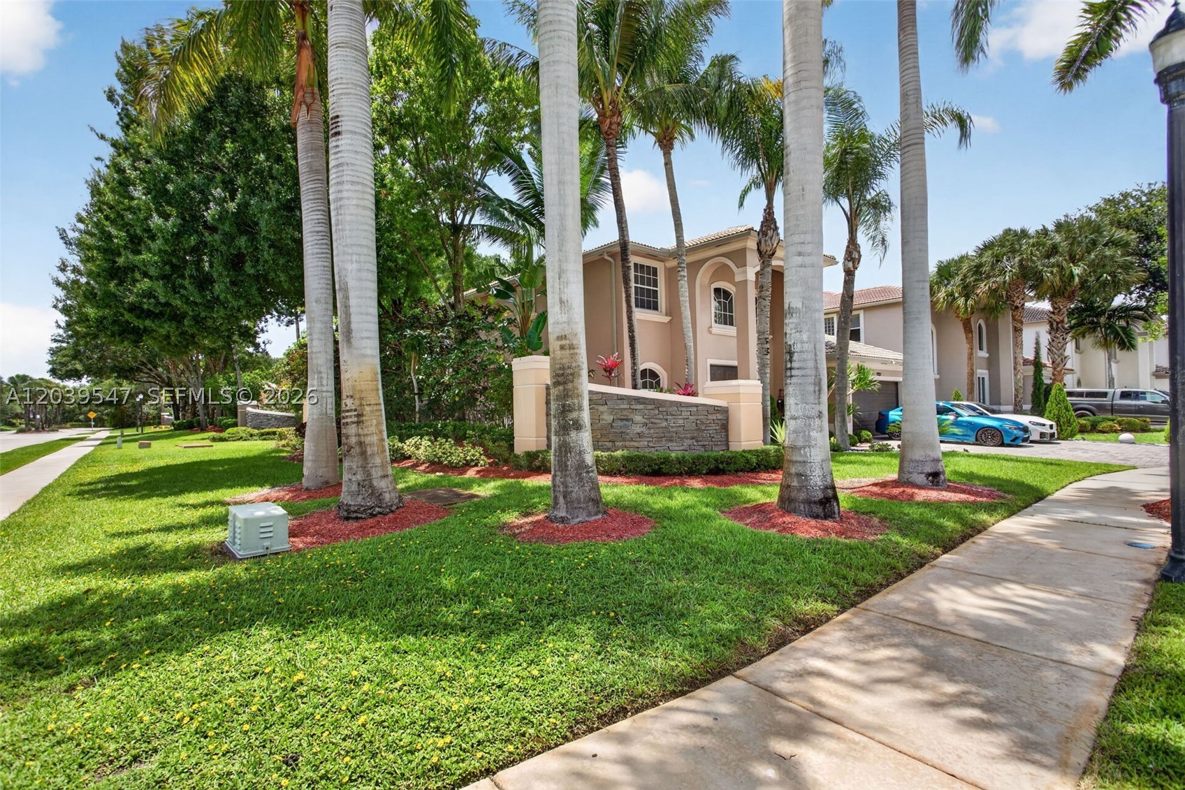 4907 Cypress Way, Coconut Creek FL 33073