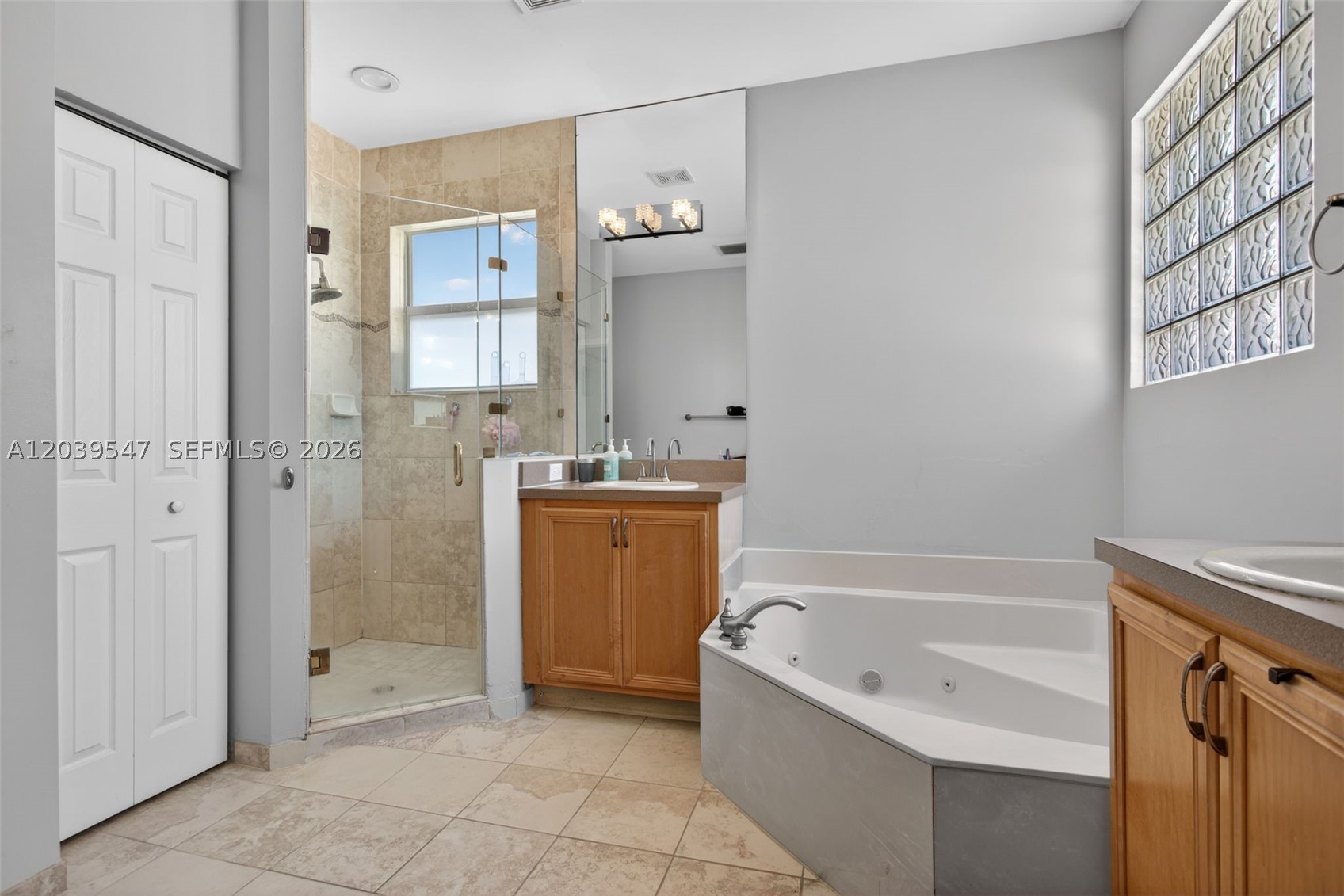 4907 Cypress Way, Coconut Creek FL 33073