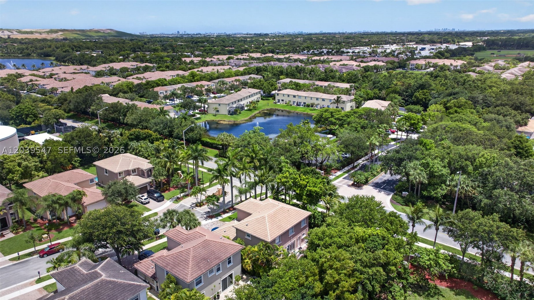 4907 Cypress Way, Coconut Creek FL 33073
