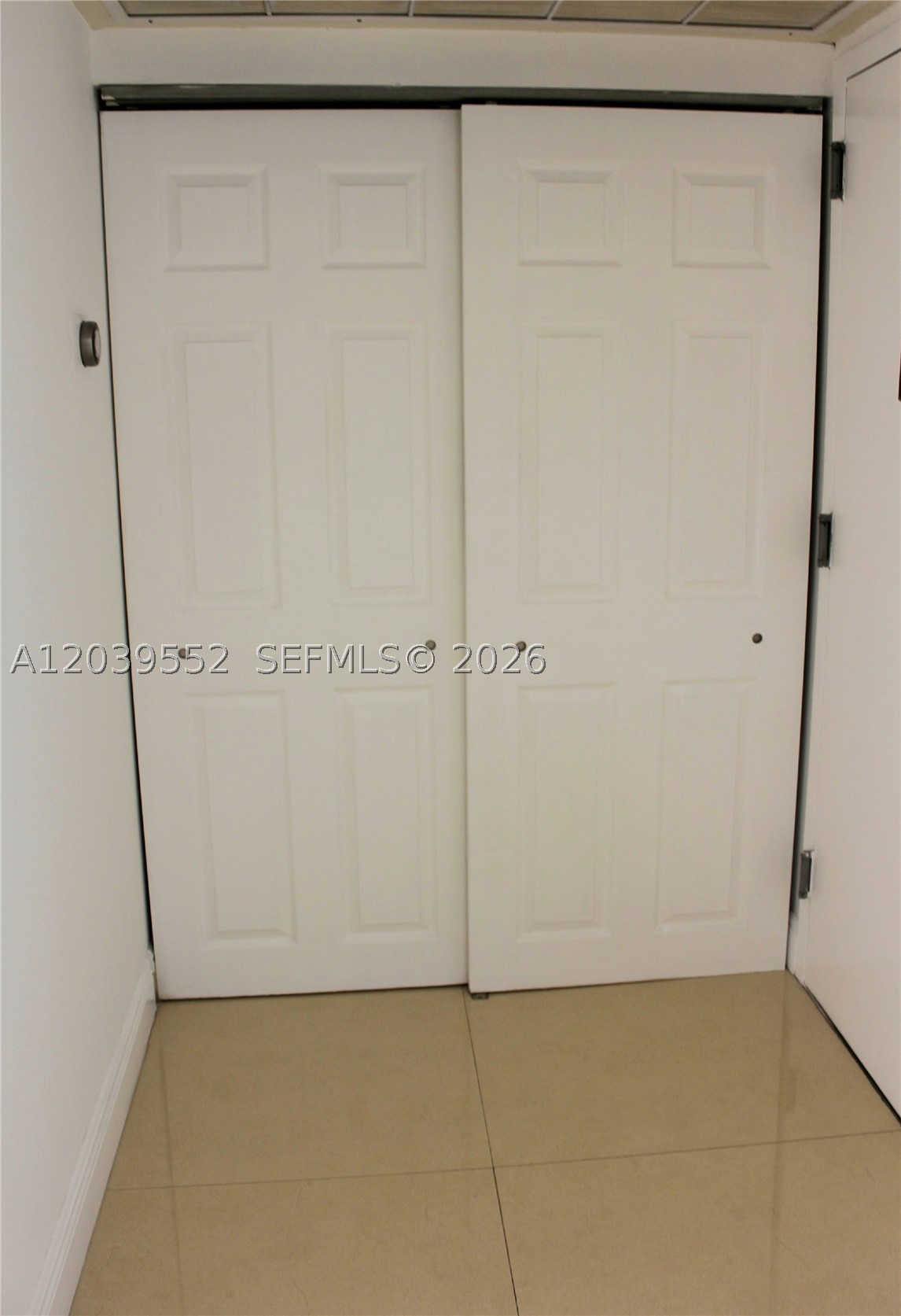 2333 Brickell Ave #1004, Miami FL 33129