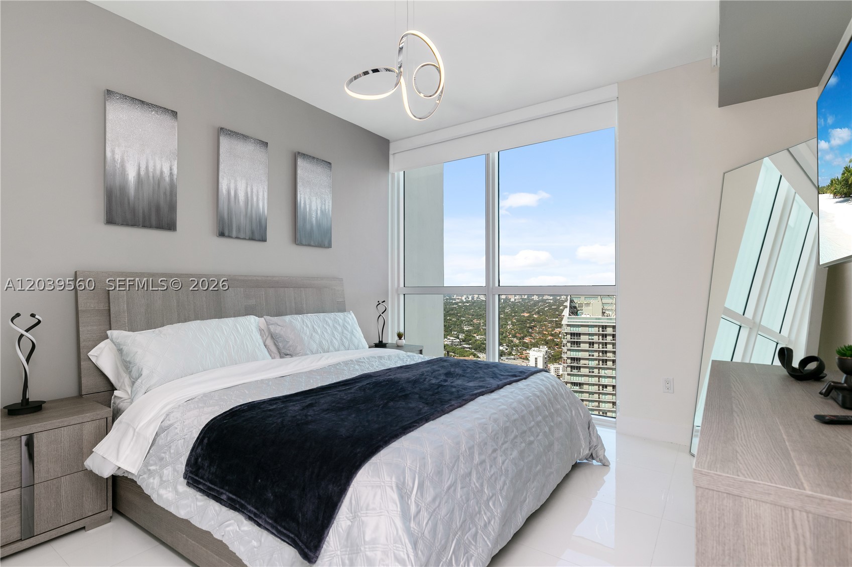 1080 Brickell Ave #4103, Miami FL 33131