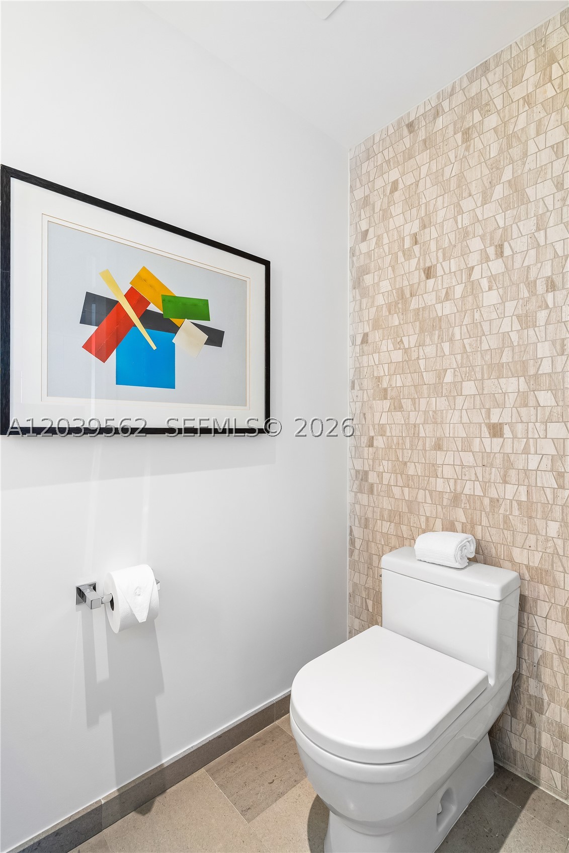 88 SW 7th St #1006, Miami FL 33130