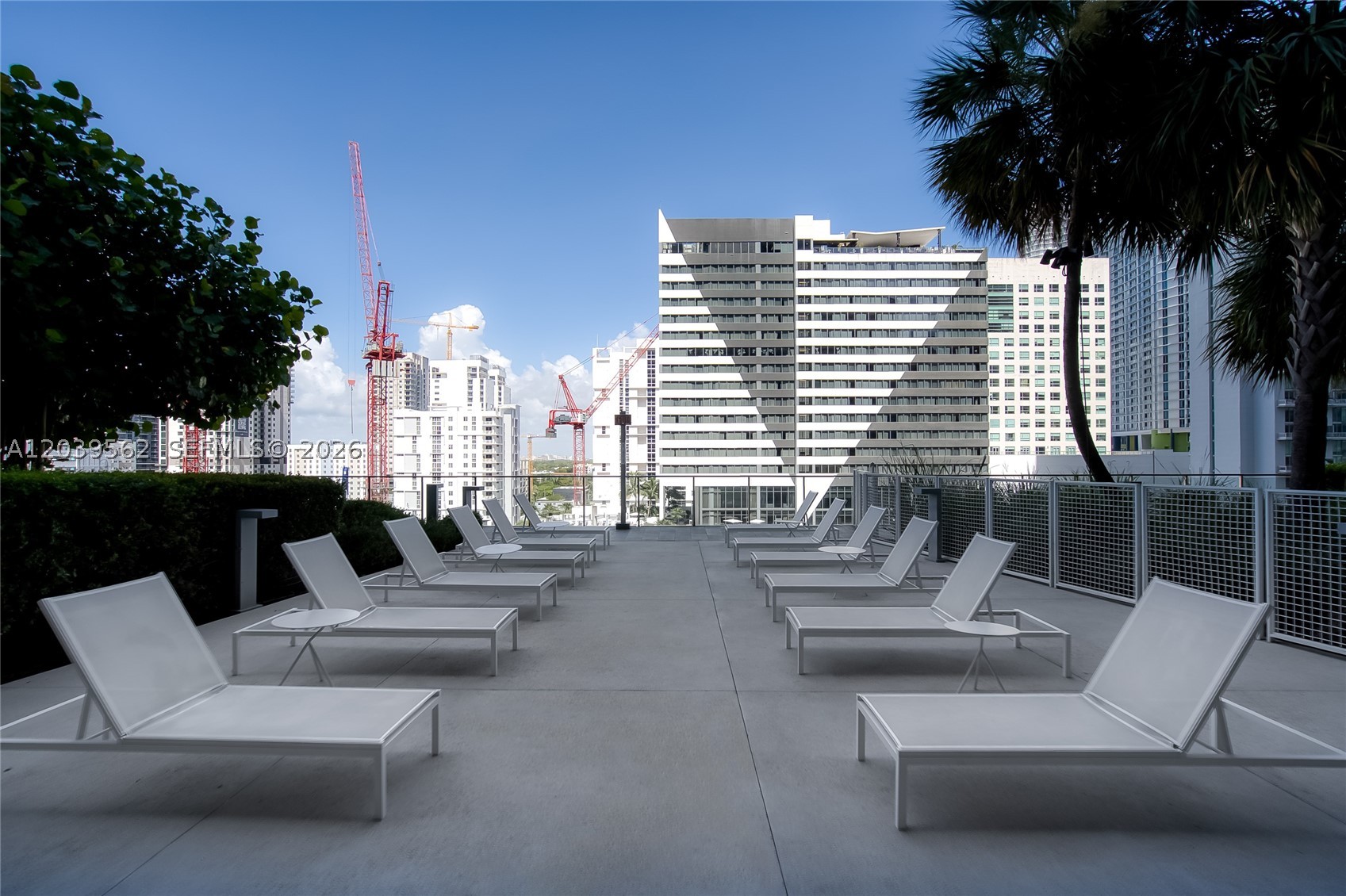 88 SW 7th St #1006, Miami FL 33130
