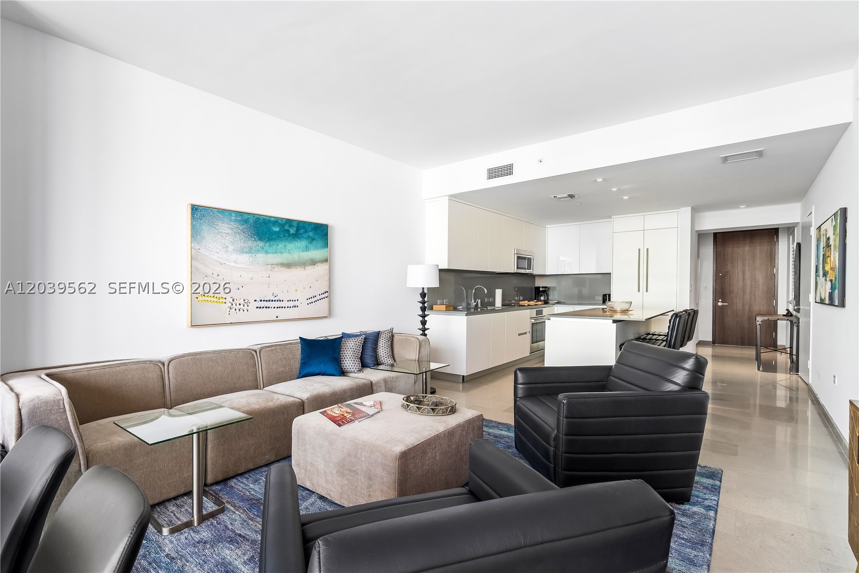 88 SW 7th St #1006, Miami FL 33130
