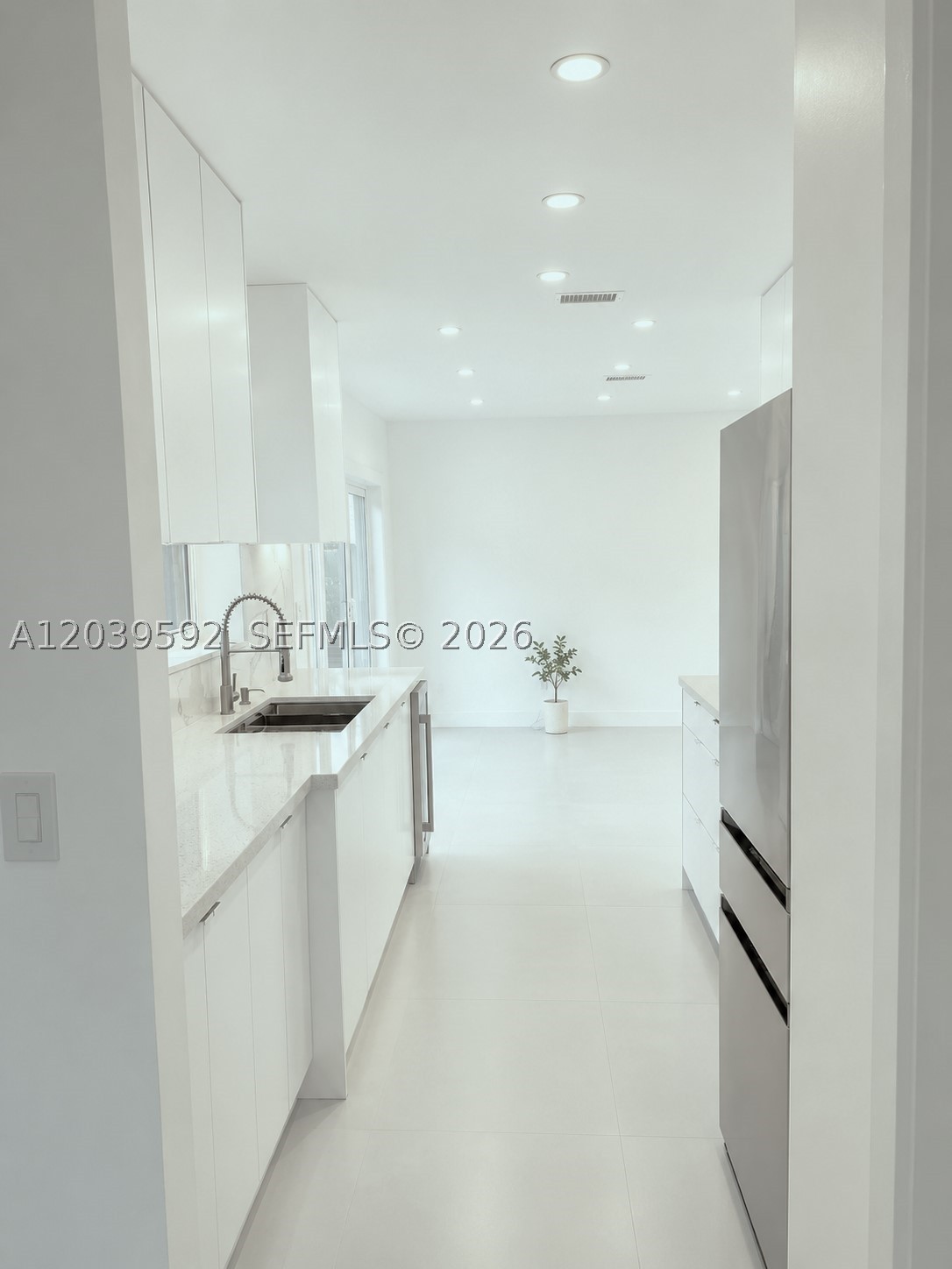 18935 NW 8th Ave, Miami Gardens FL 33169