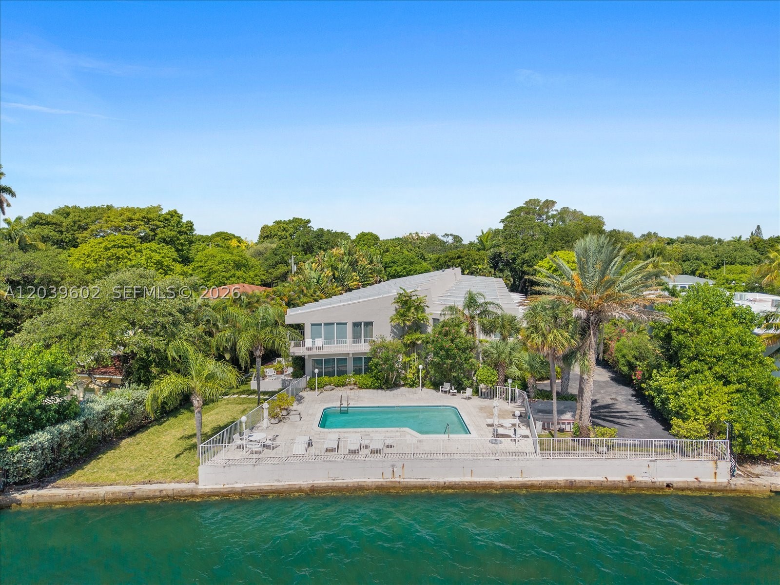 6011 N Bayshore Dr #8-D, Miami FL 33137