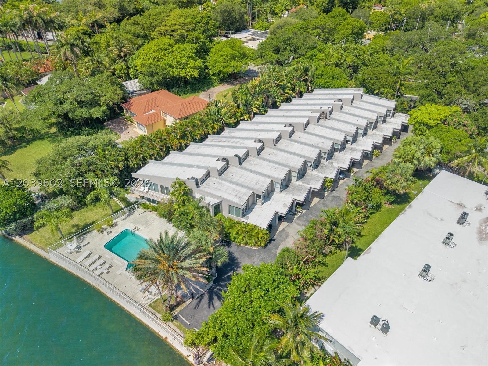 6011 N Bayshore Dr #8-D, Miami FL 33137