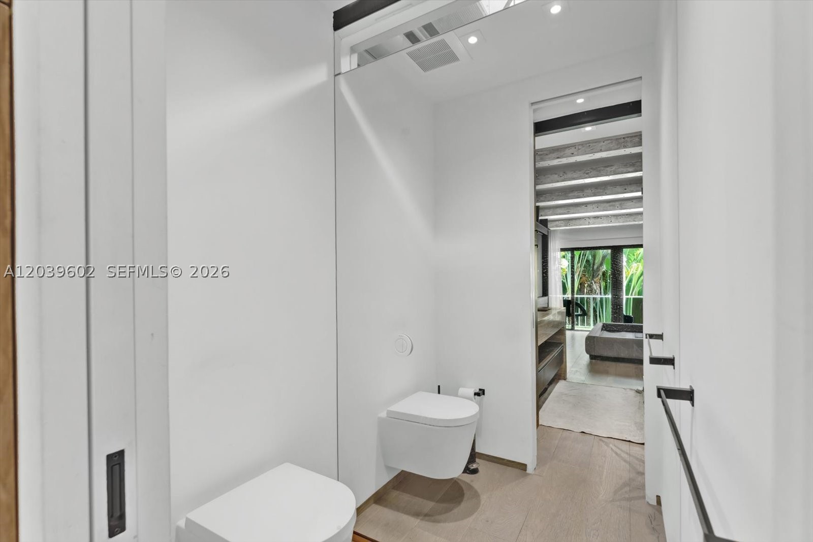 6011 N Bayshore Dr #8-D, Miami FL 33137