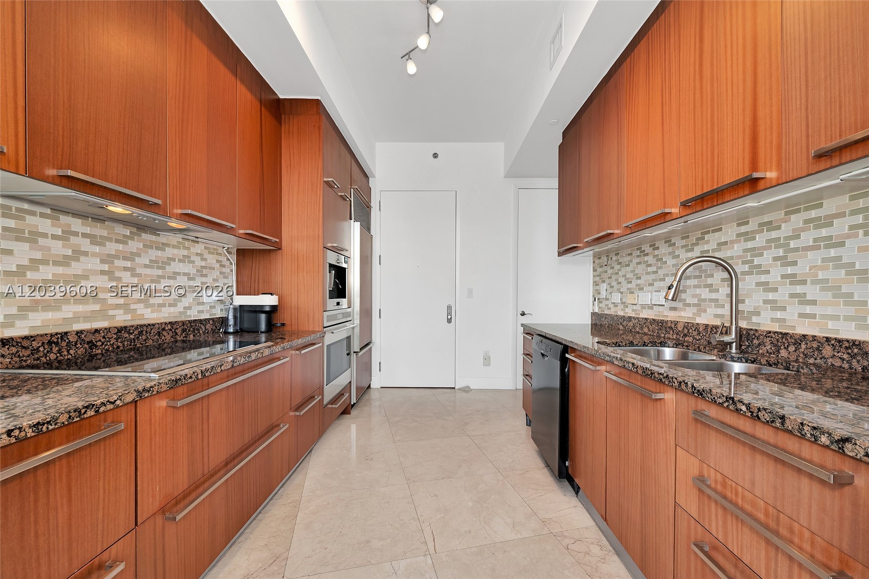 16001 collins ave #1005, Sunny Isles Beach FL 33160