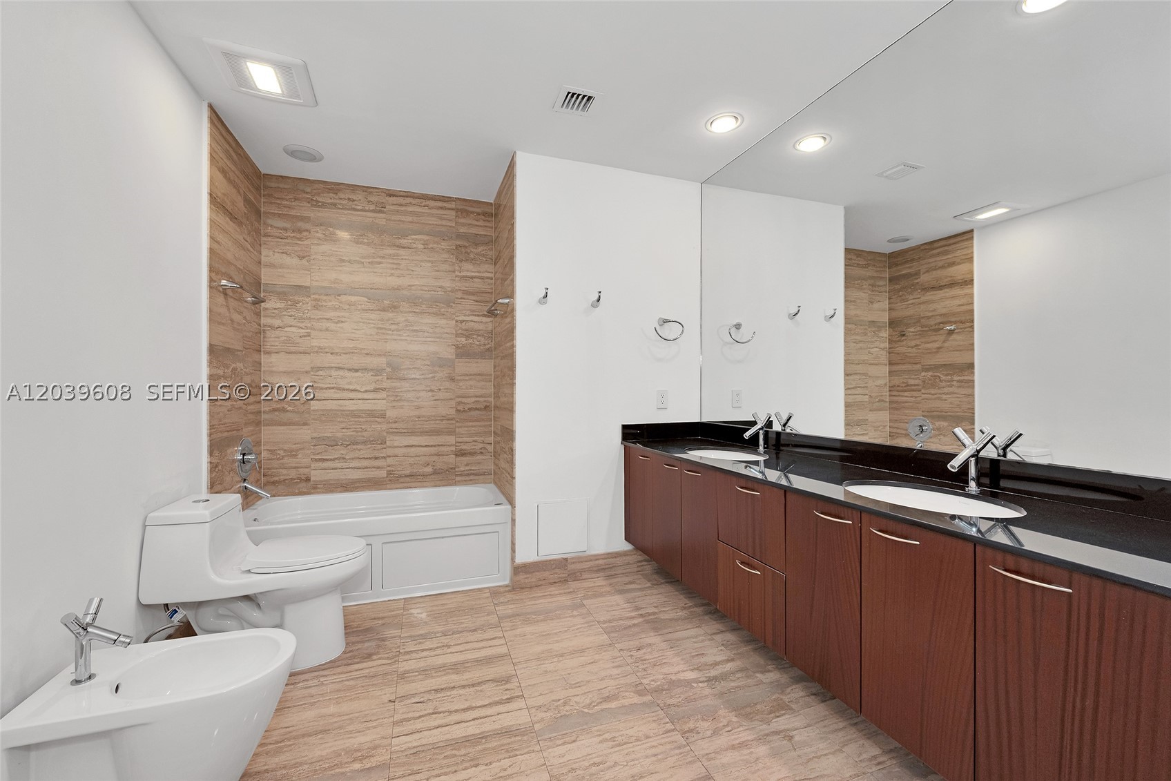 16001 collins ave #1005, Sunny Isles Beach FL 33160