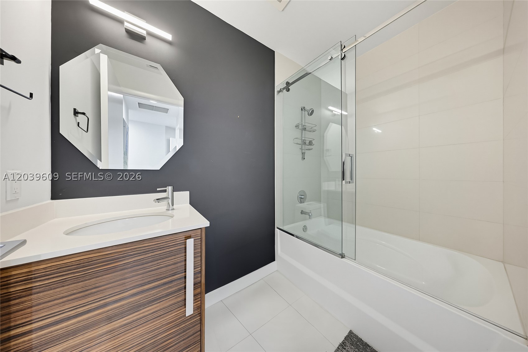 2020 N Bayshore Dr #1708, Miami FL 33137